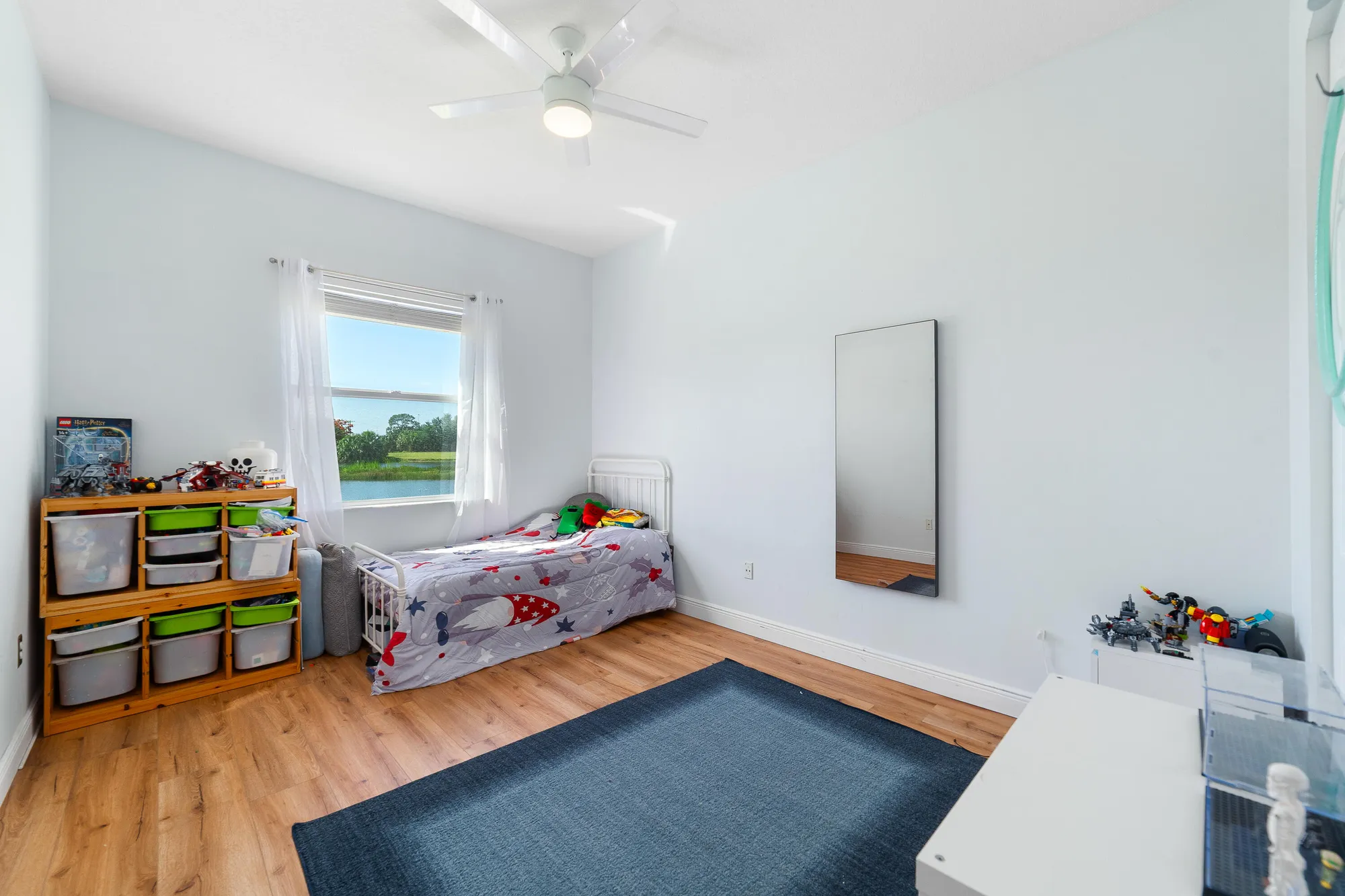 Property Slideshow image 19 of 38 | 525 sw lake manatee way, Port Saint Lucie, FL, 34986