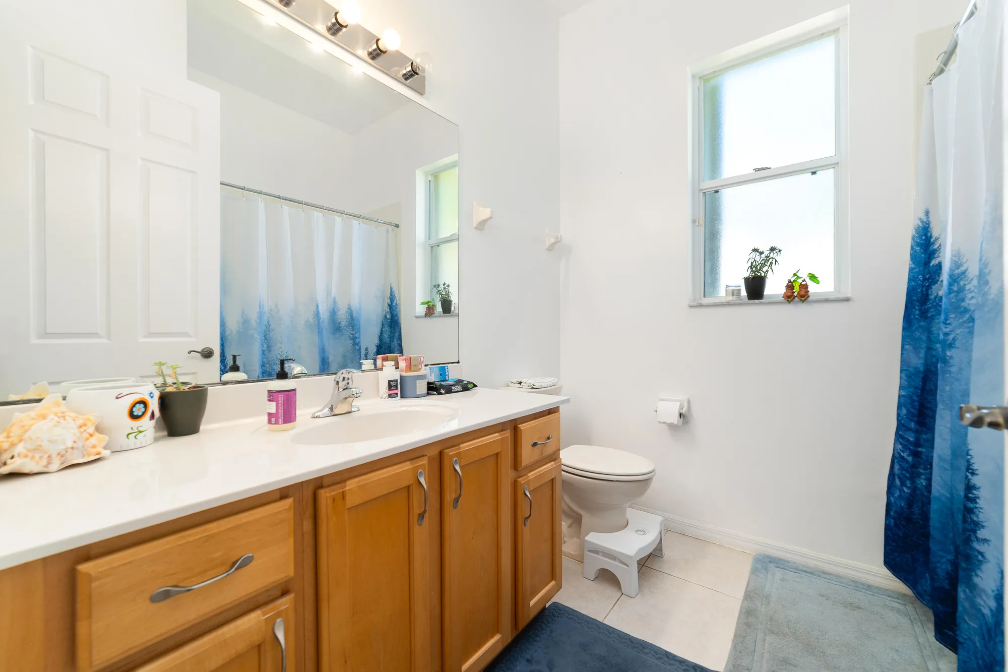 Property Slideshow image 20 of 38 | 525 sw lake manatee way, Port Saint Lucie, FL, 34986