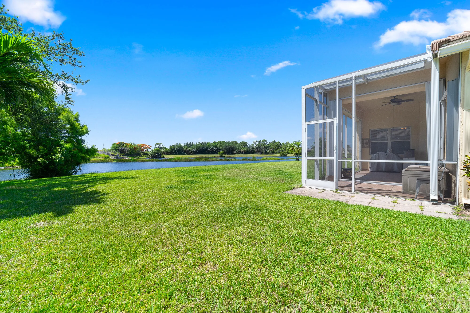 Property Slideshow image 26 of 38 | 525 sw lake manatee way, Port Saint Lucie, FL, 34986