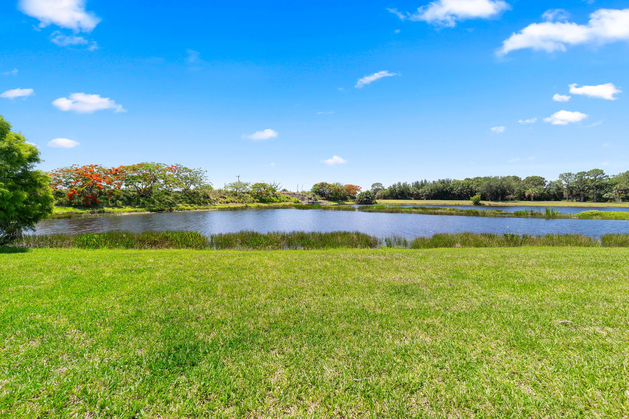 Property Slideshow image 28 of 38 | 525 sw lake manatee way, Port Saint Lucie, FL, 34986