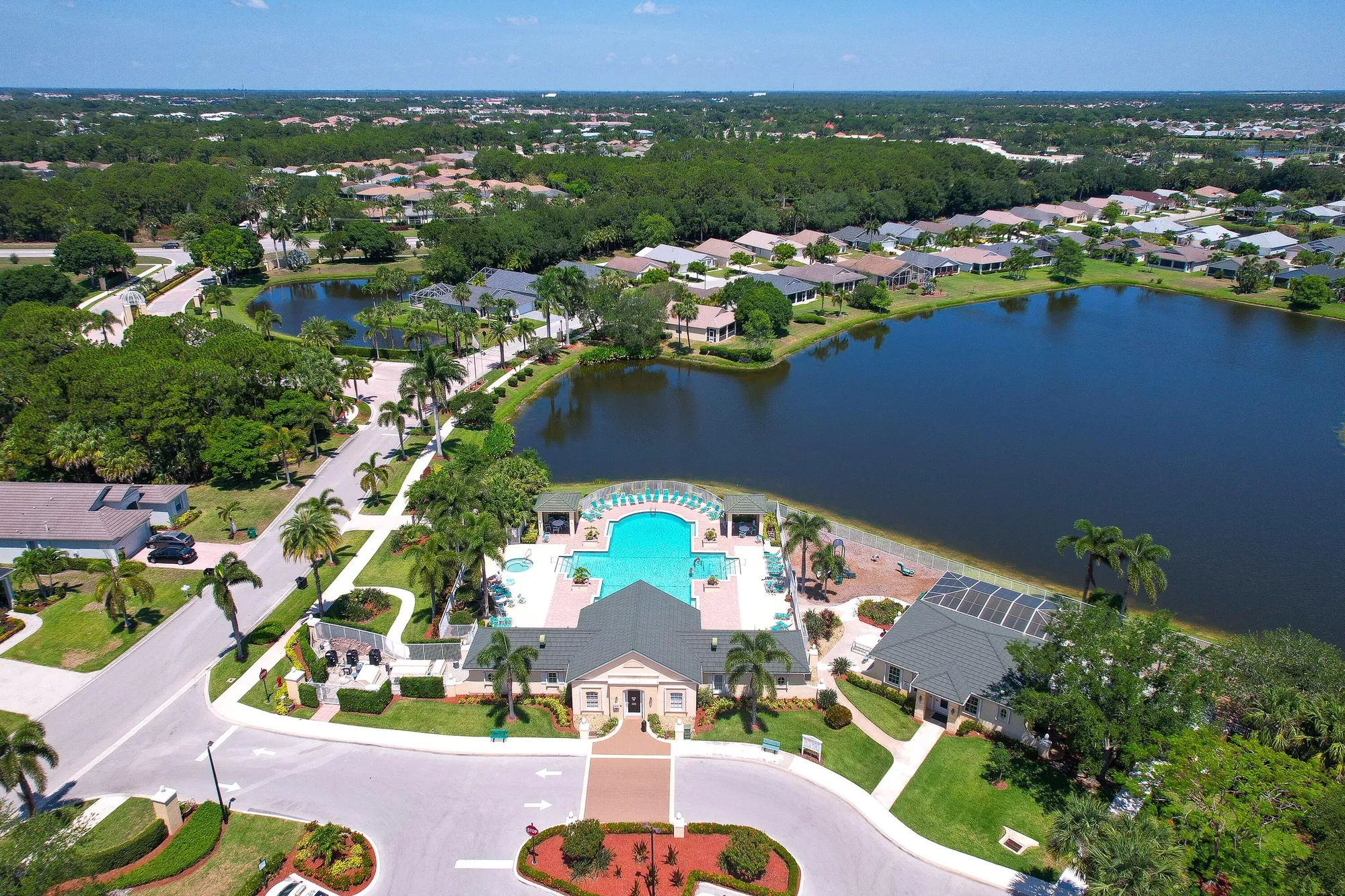 Property Slideshow image 35 of 38 | 525 sw lake manatee way, Port Saint Lucie, FL, 34986