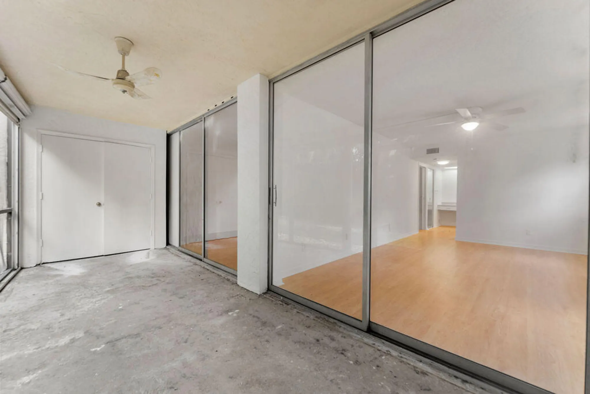 Property Slideshow image 24 of 32 | 23247 barwood ln 101, Boca Raton, FL, 33428