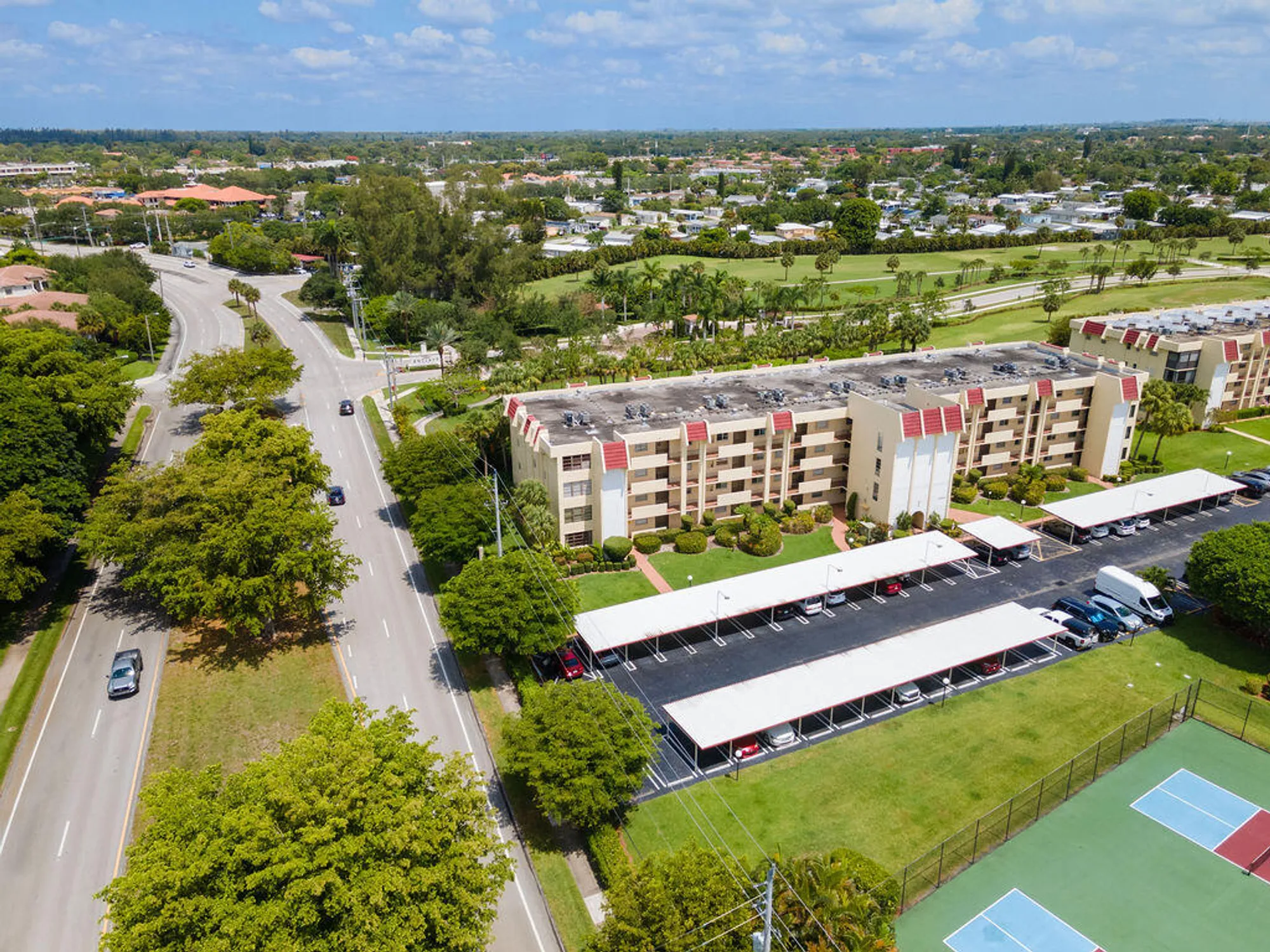 Property Slideshow image 28 of 32 | 23247 barwood ln 101, Boca Raton, FL, 33428