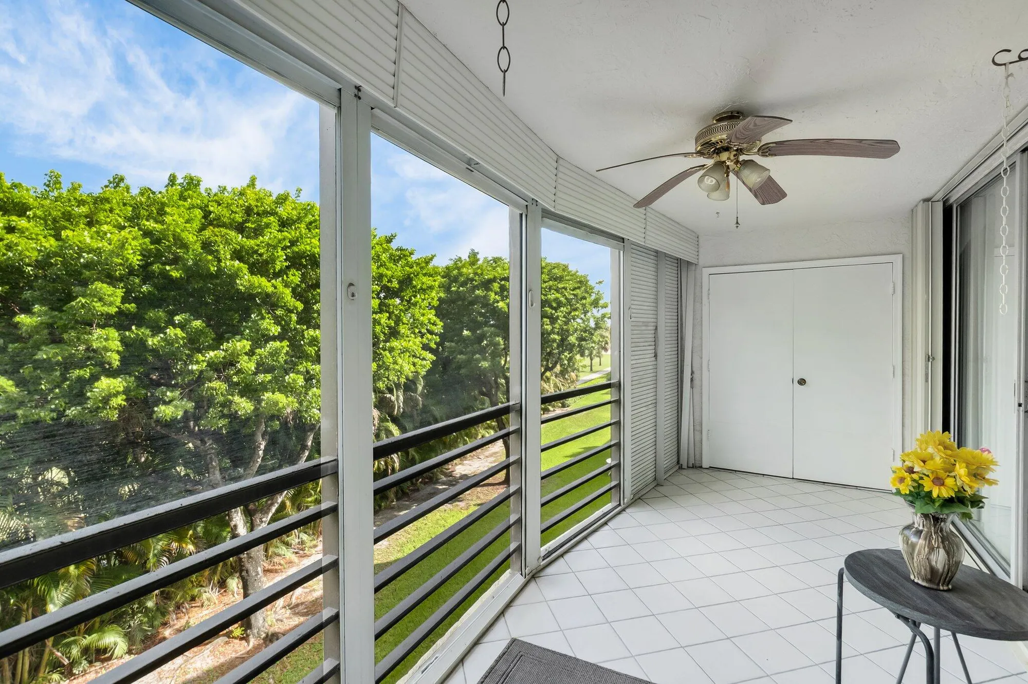 Property Slideshow image 29 of 31 | 23247 barwood ln 305, Boca Raton, FL, 33428