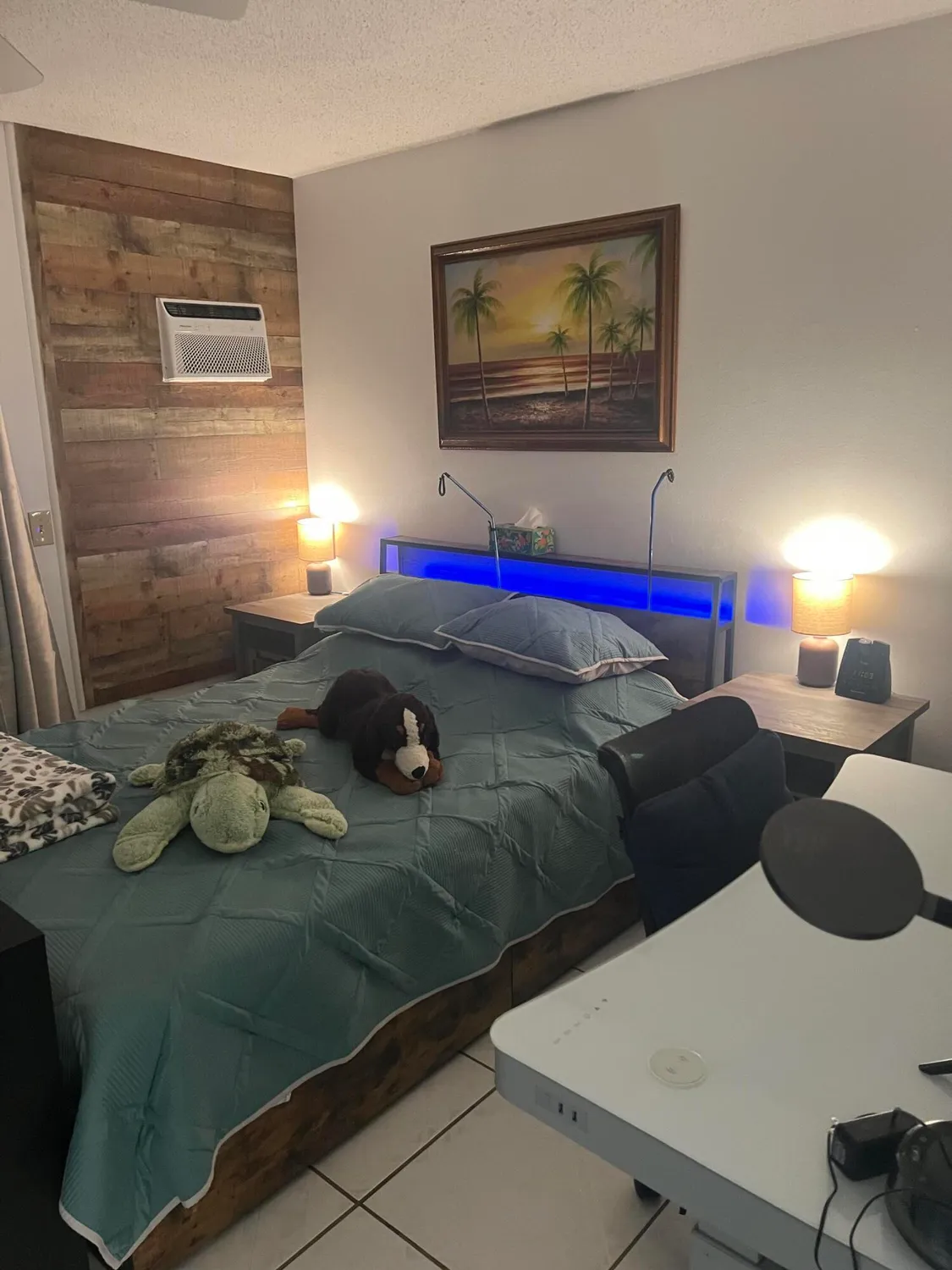 Property Slideshow image 6 of 10 | 132 berkshire f, West Palm Beach, FL, 33417