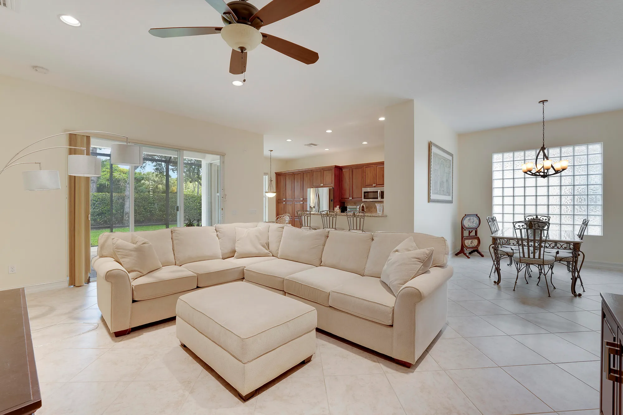 Property Slideshow image 8 of 34 | 10552 stone garden dr, Boynton Beach, FL, 33473