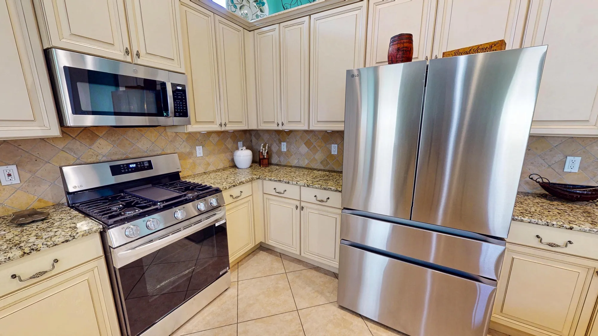 Property Slideshow image 18 of 65 | 11206 sw apple blossom trl, Port Saint Lucie, FL, 34987