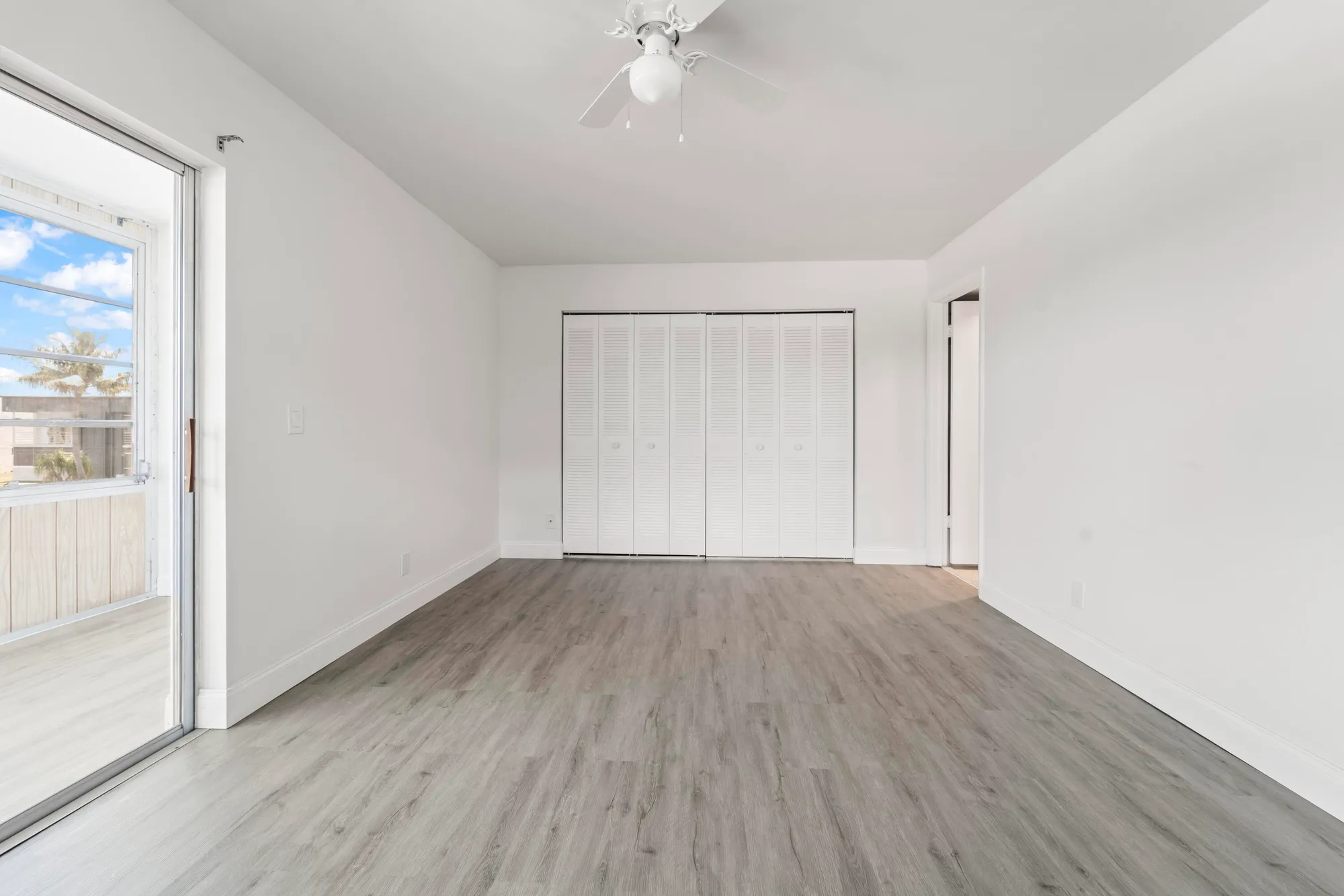 Property Slideshow image 11 of 58 | 938 normandy t # 938, Delray Beach, FL, 33484