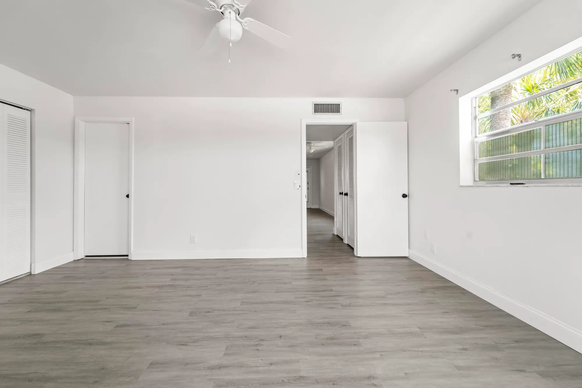 Property Slideshow image 12 of 58 | 938 normandy t # 938, Delray Beach, FL, 33484