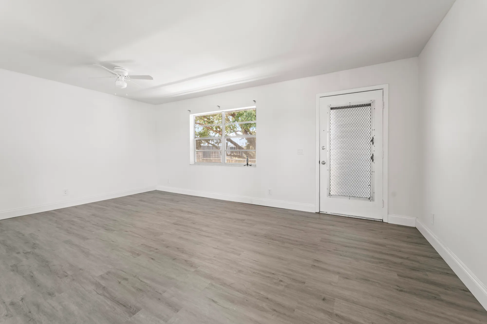 Property Slideshow image 5 of 58 | 938 normandy t # 938, Delray Beach, FL, 33484