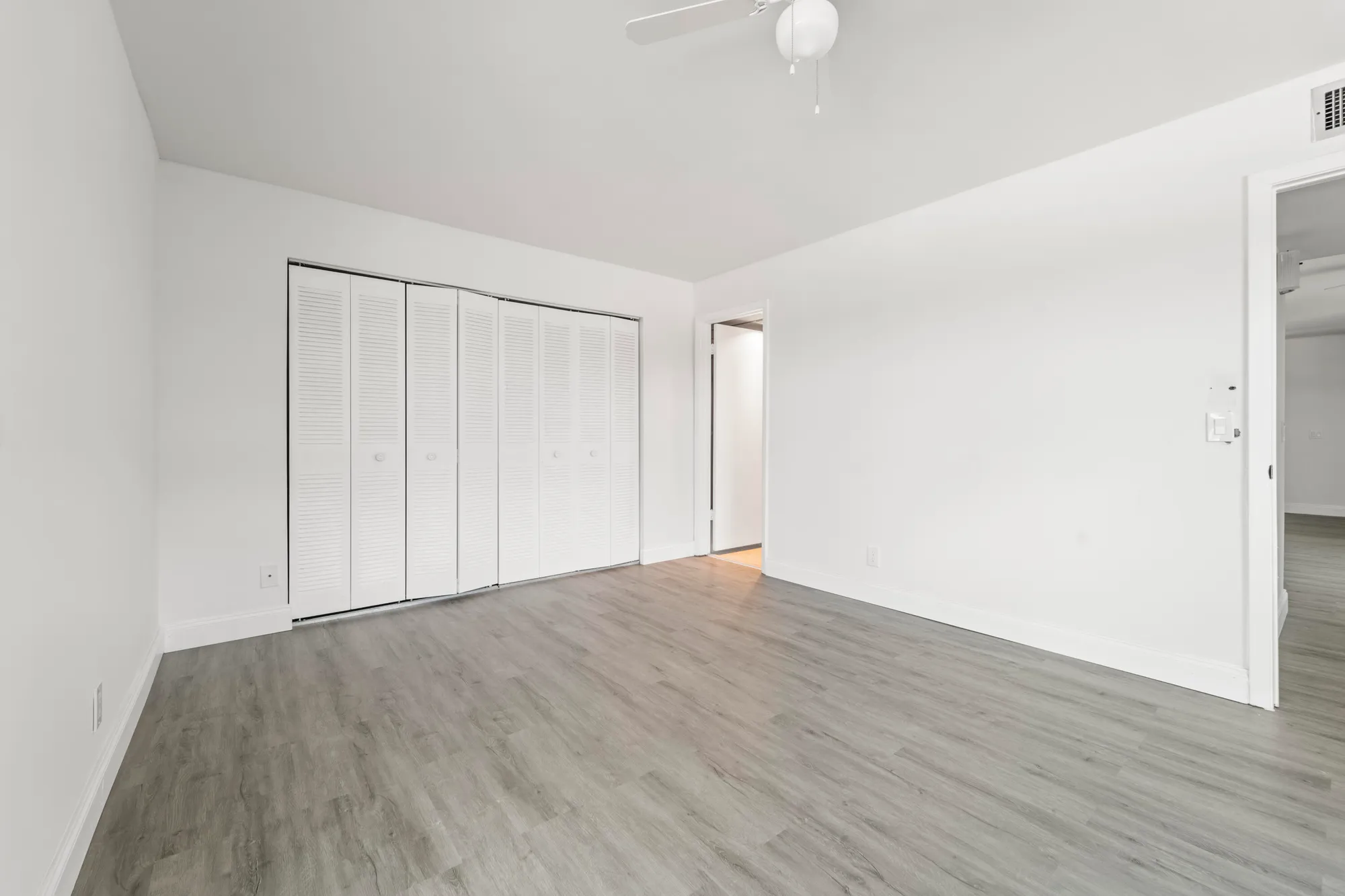 Property Slideshow image 8 of 58 | 938 normandy t # 938, Delray Beach, FL, 33484