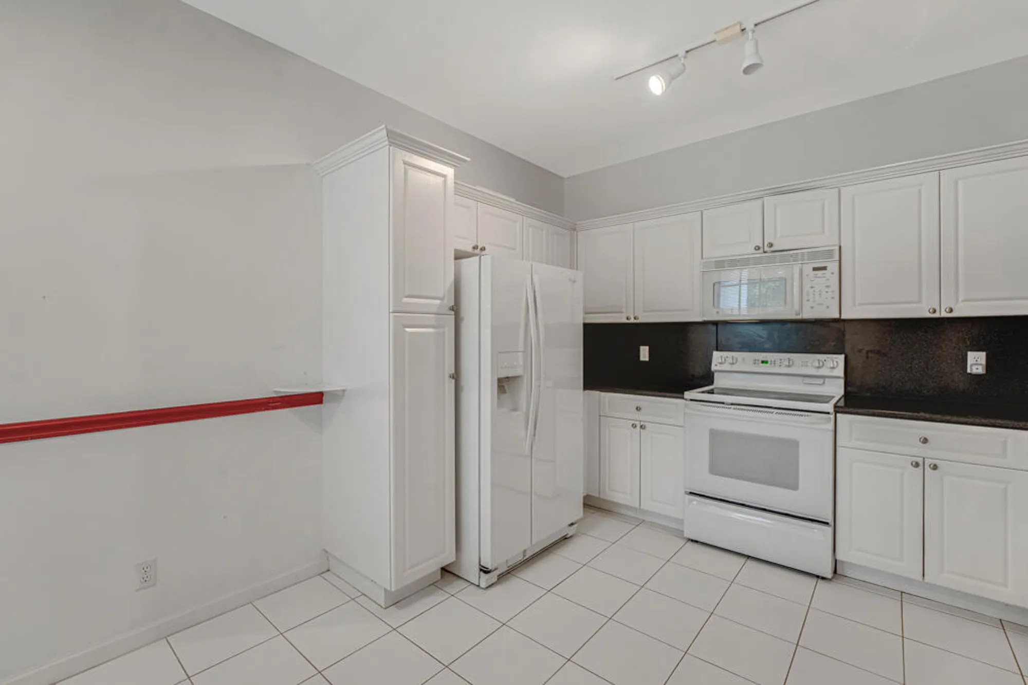 Property Slideshow image 14 of 87 | 7886 laina ln 2, Boynton Beach, FL, 33437