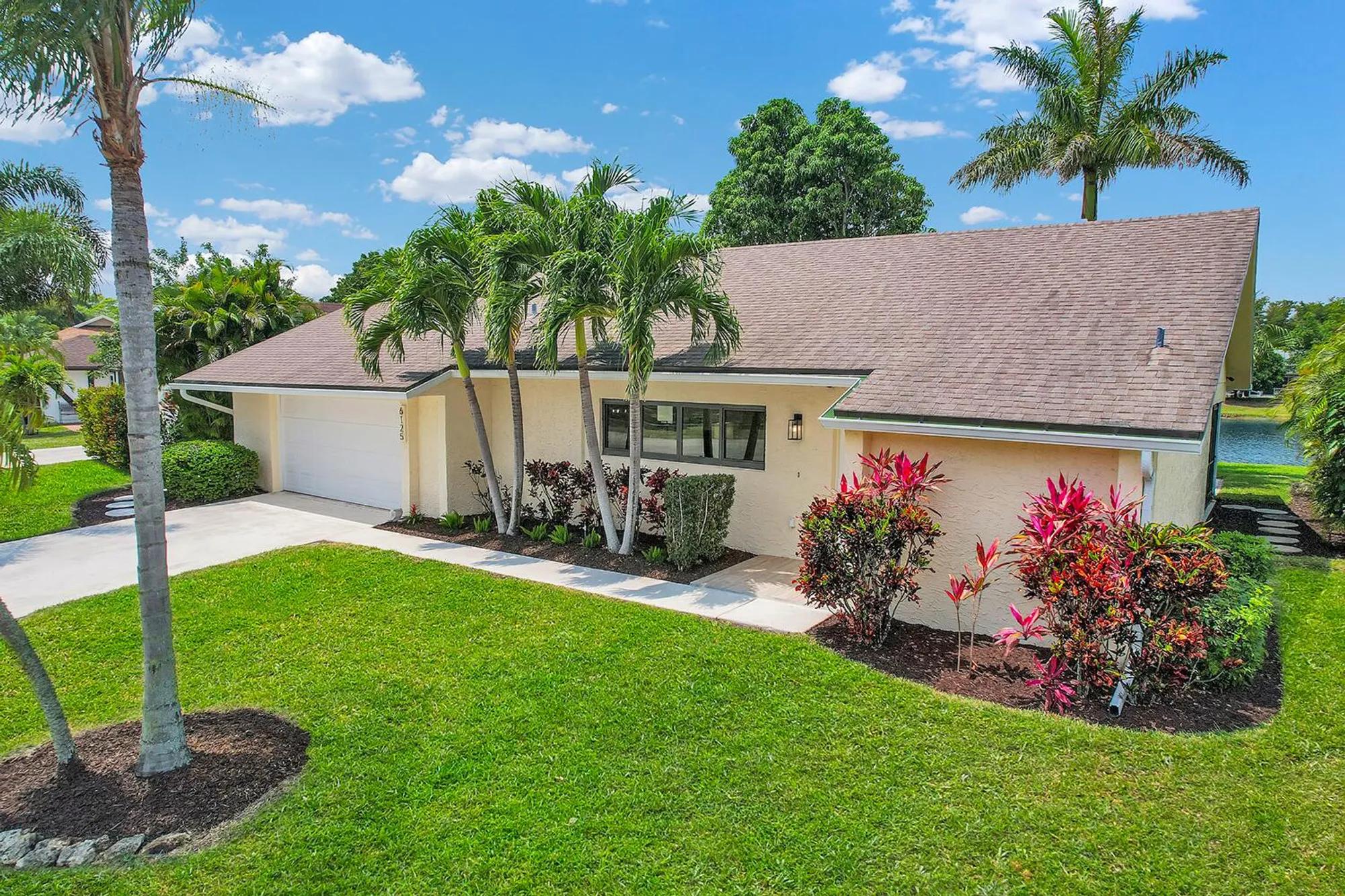 Property Slideshow image 19 of 34 | 6125 winding brook way, Delray Beach, FL, 33484
