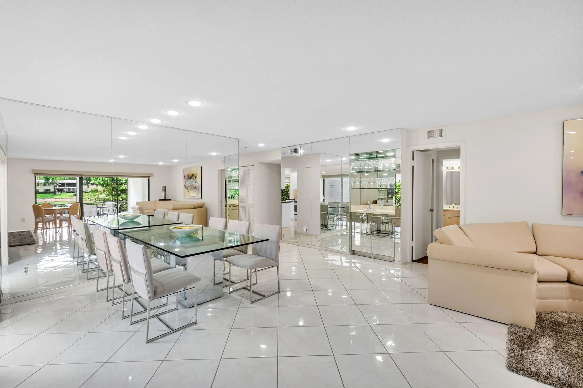 Property Slideshow image 19 of 54 | 12 westgate ln c, Boynton Beach, FL, 33436