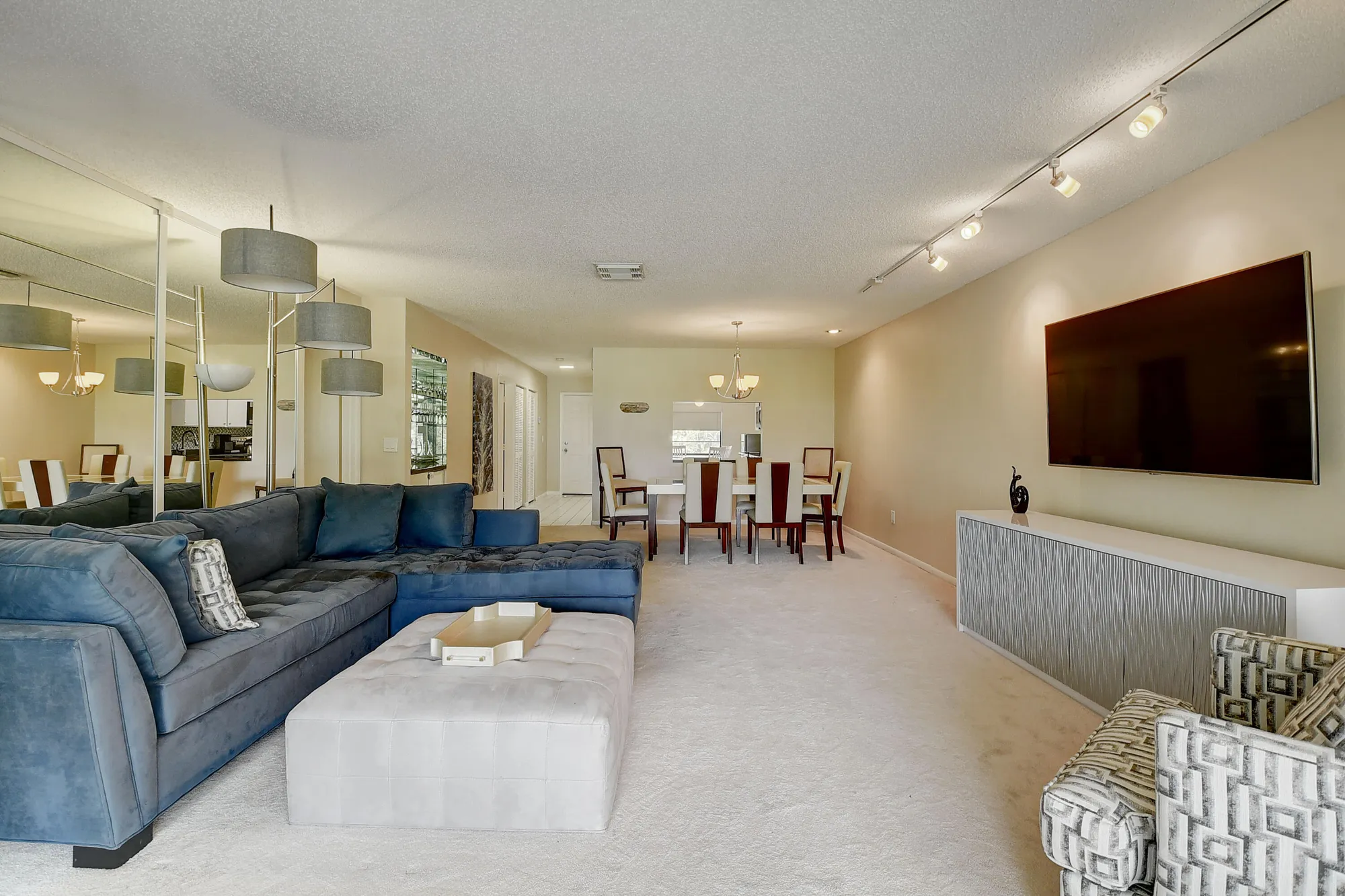 Property Slideshow image 11 of 31 | 18 westgate ln 18f, Boynton Beach, FL, 33436