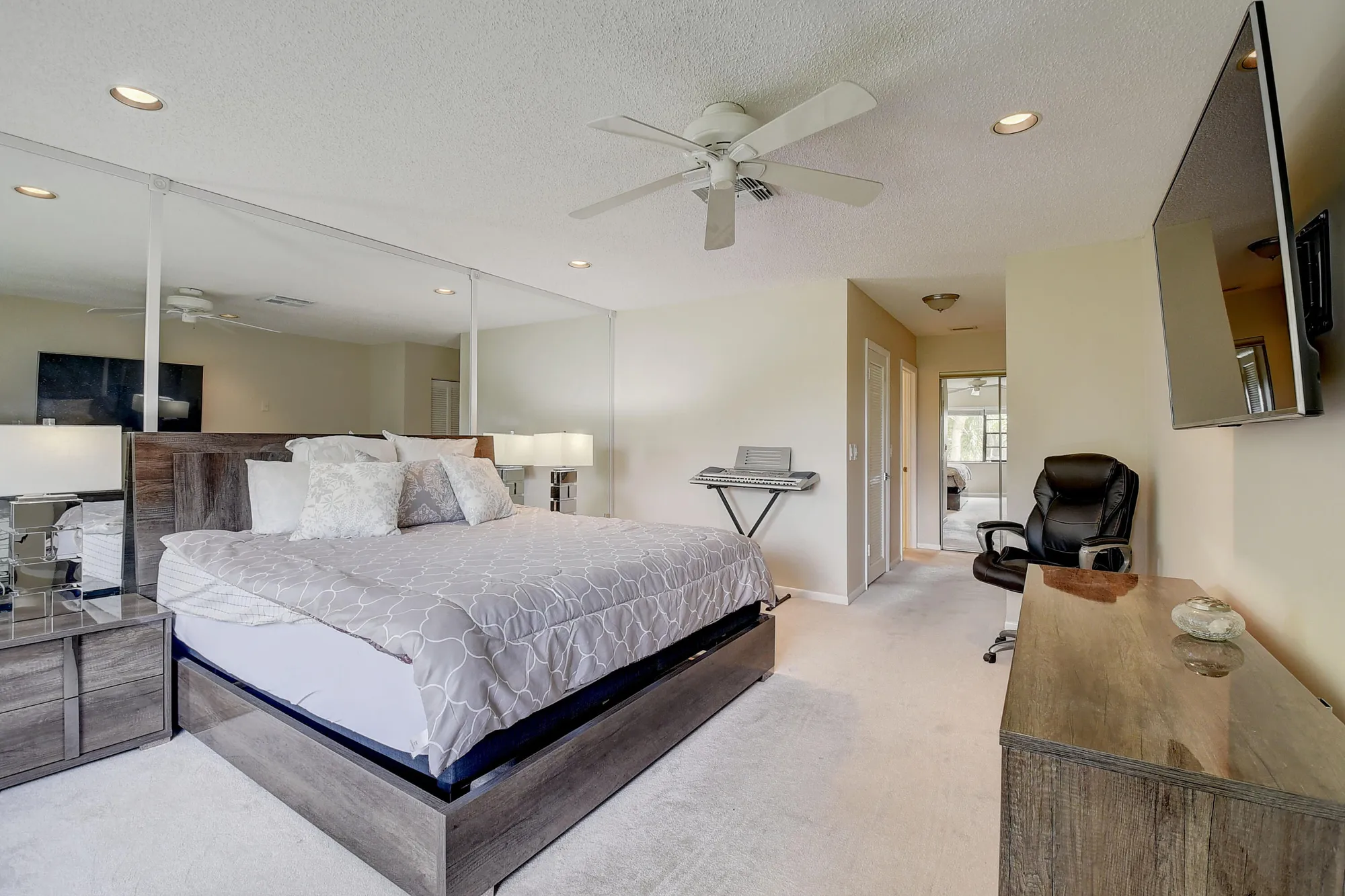 Property Slideshow image 16 of 31 | 18 westgate ln 18f, Boynton Beach, FL, 33436