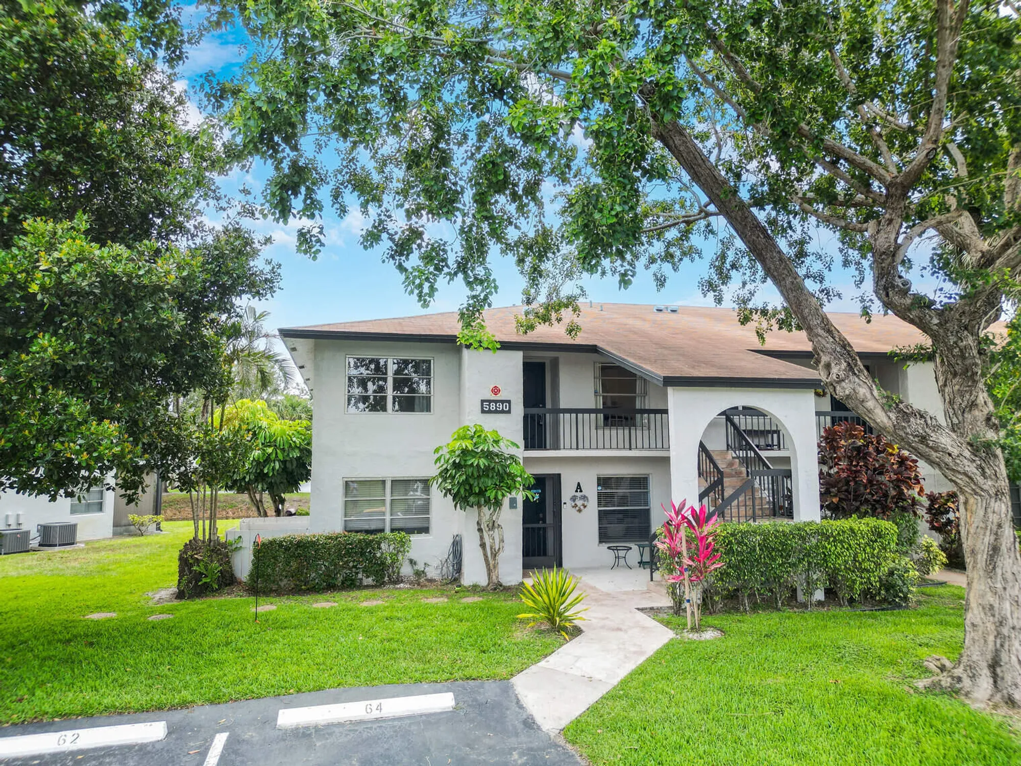 Property Slideshow image 2 of 46 | 5890 sugar palm ct e, Delray Beach, FL, 33484