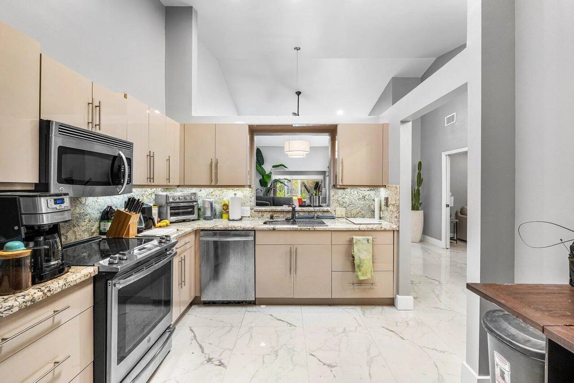 Property Slideshow image 16 of 33 | 7572 island breeze ter, Boynton Beach, FL, 33437