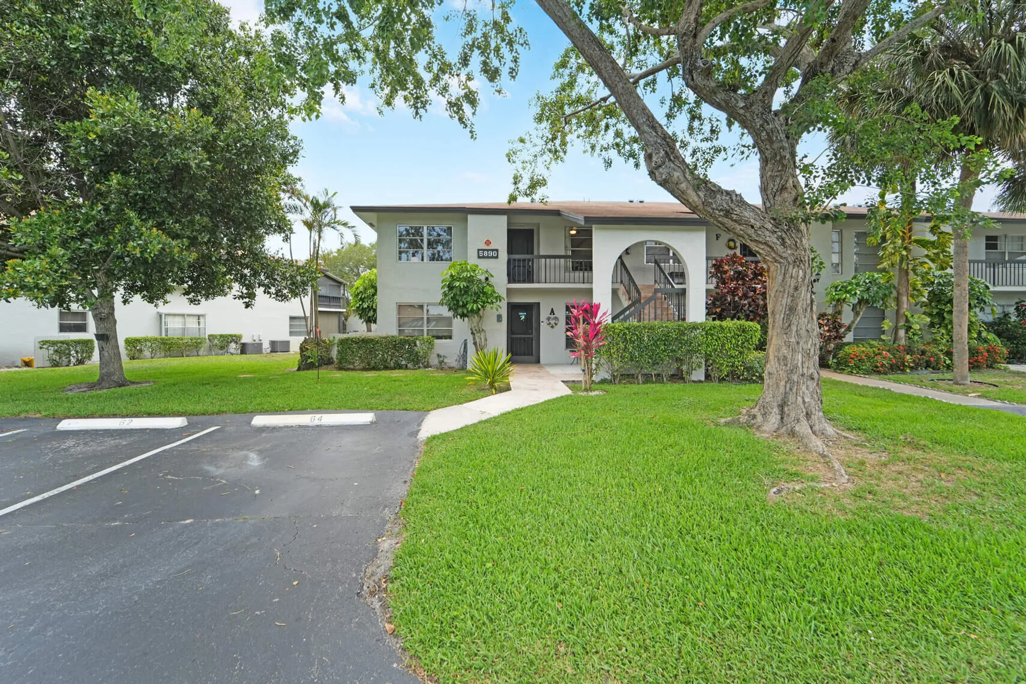 Property Slideshow image 30 of 46 | 5890 sugar palm ct e, Delray Beach, FL, 33484