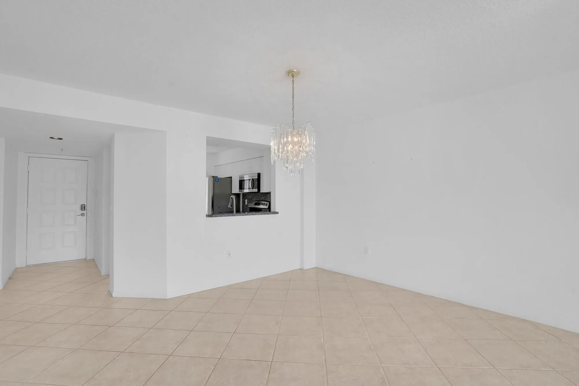 Property Slideshow image 10 of 45 | 5874 crystal shores dr apt 308, Boynton Beach, FL, 33437