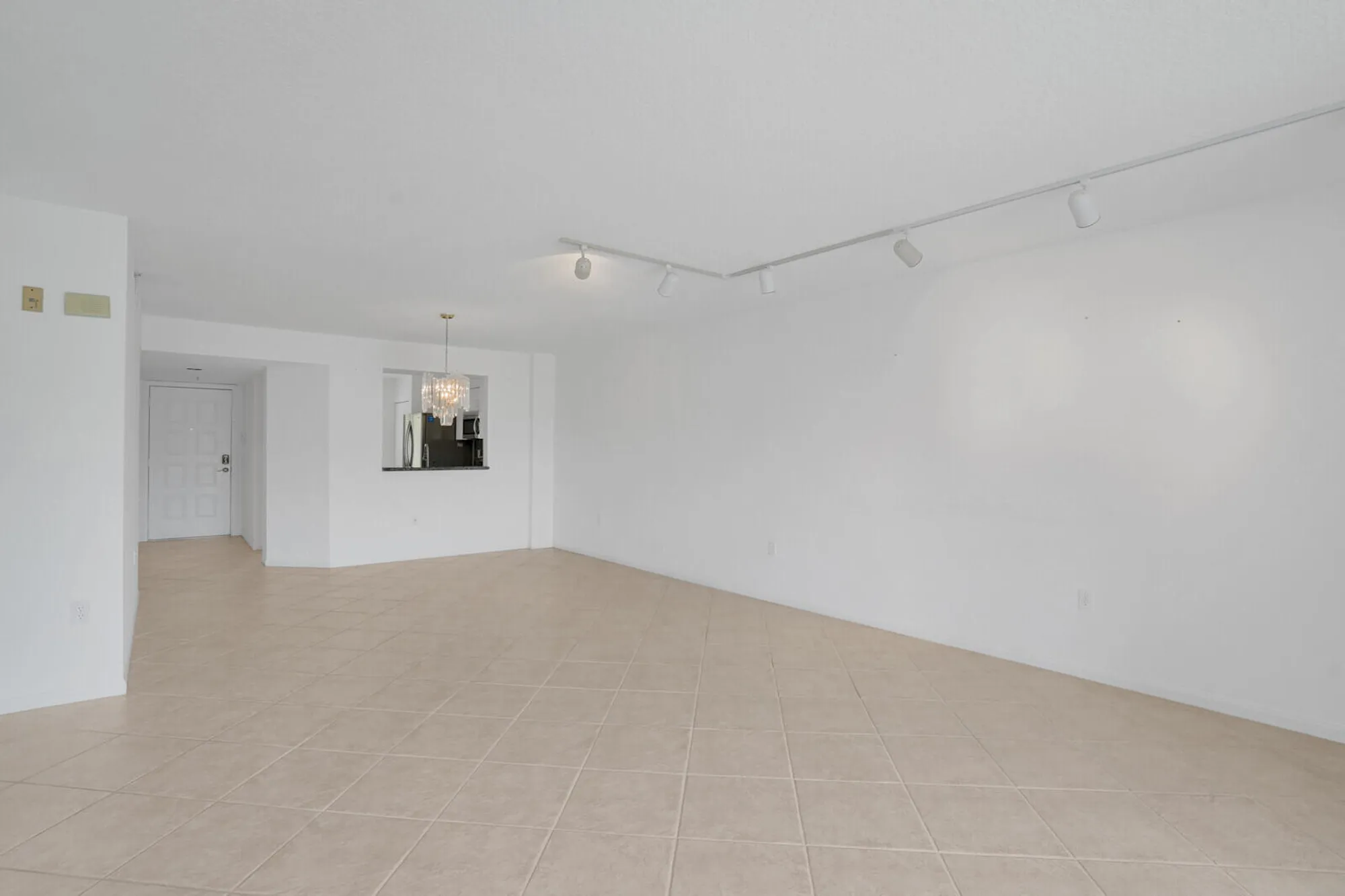 Property Slideshow image 15 of 45 | 5874 crystal shores dr apt 308, Boynton Beach, FL, 33437
