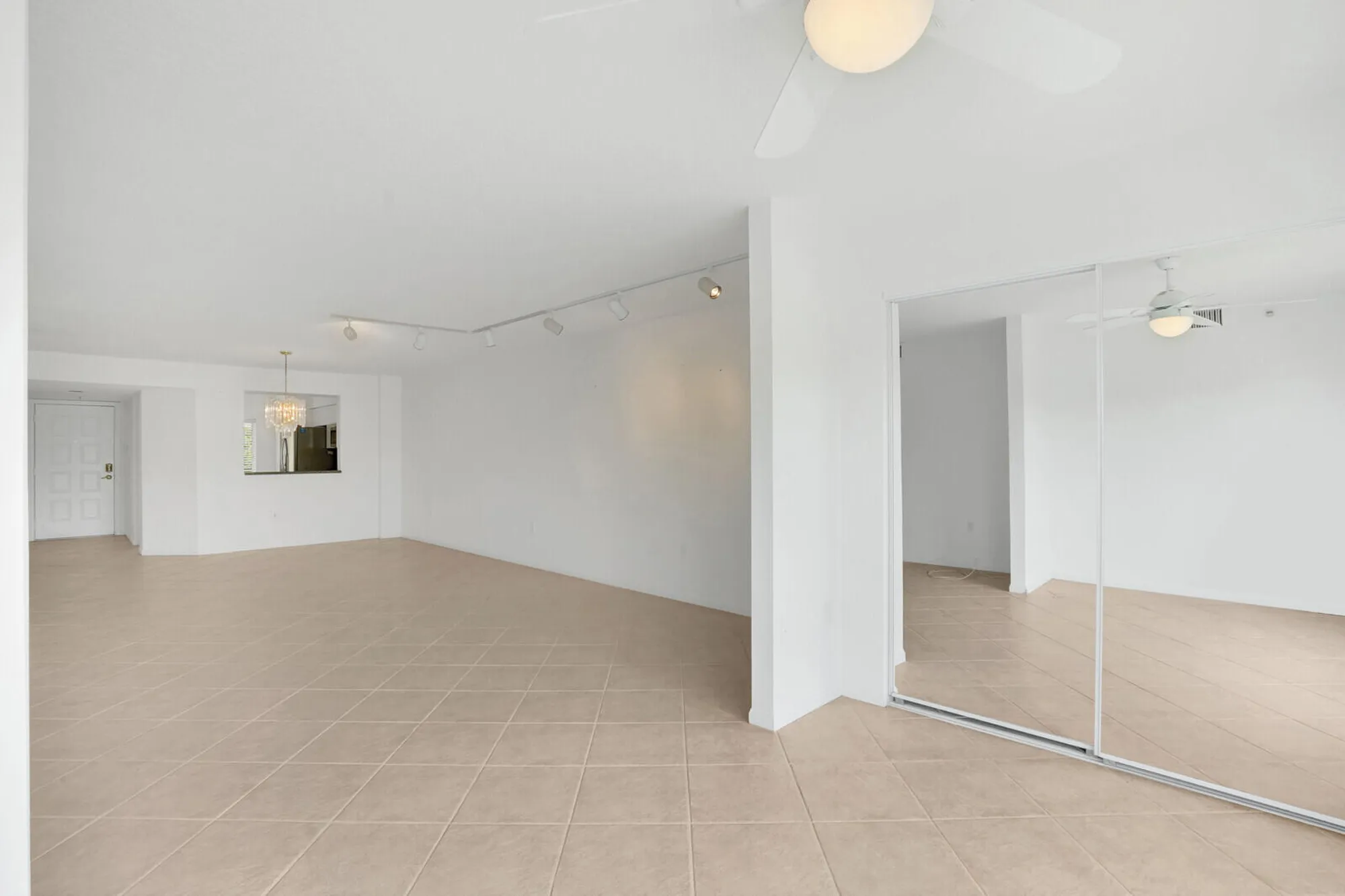 Property Slideshow image 19 of 45 | 5874 crystal shores dr apt 308, Boynton Beach, FL, 33437