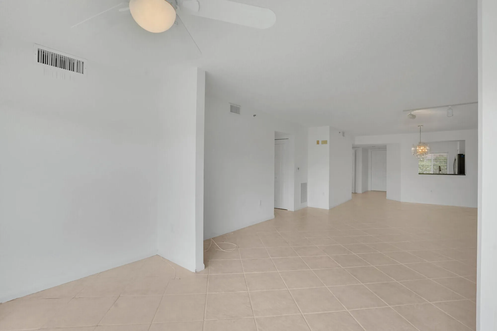 Property Slideshow image 16 of 45 | 5874 crystal shores dr apt 308, Boynton Beach, FL, 33437