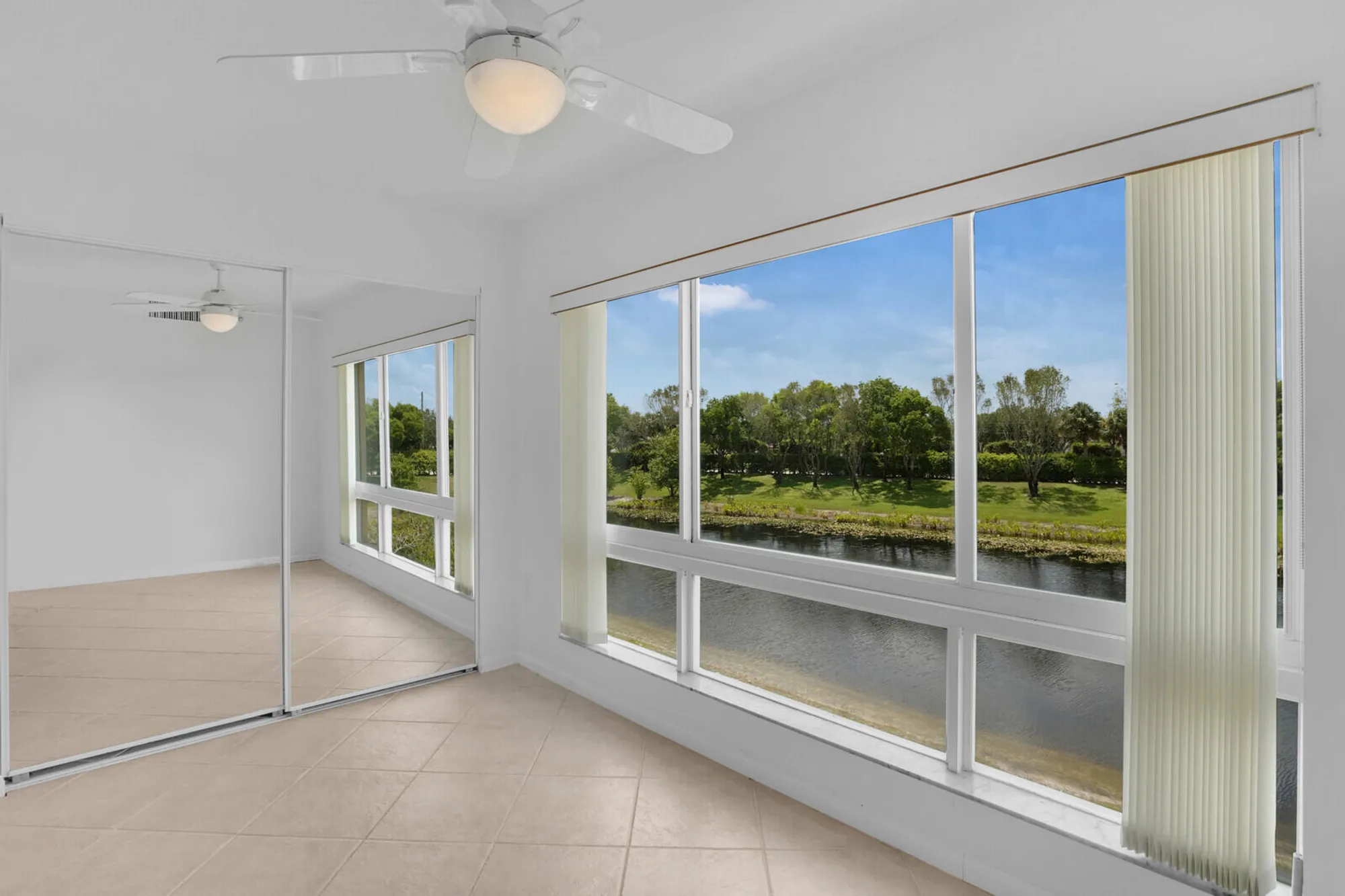 Property Slideshow image 20 of 45 | 5874 crystal shores dr apt 308, Boynton Beach, FL, 33437