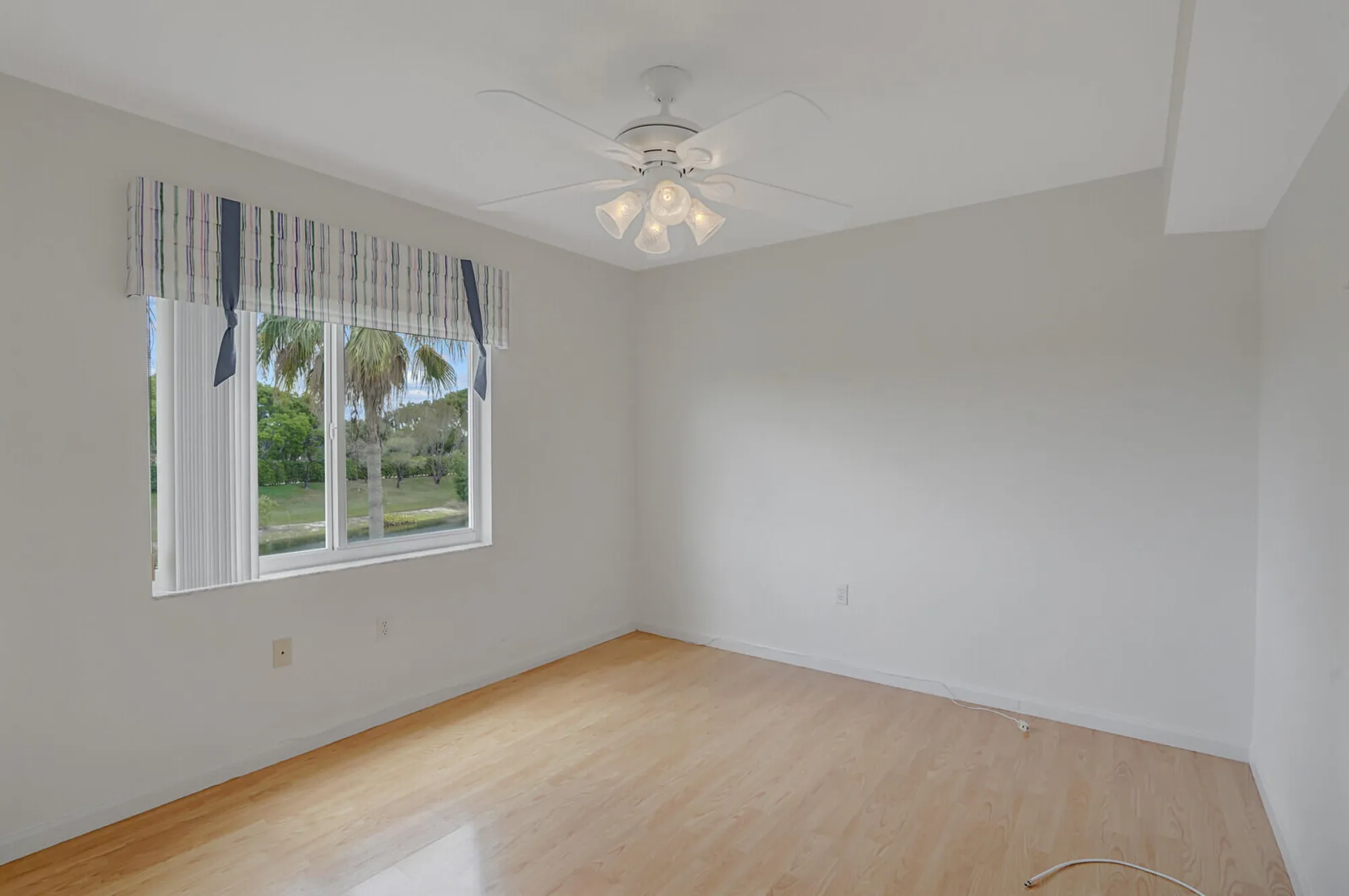 Property Slideshow image 29 of 45 | 5874 crystal shores dr apt 308, Boynton Beach, FL, 33437