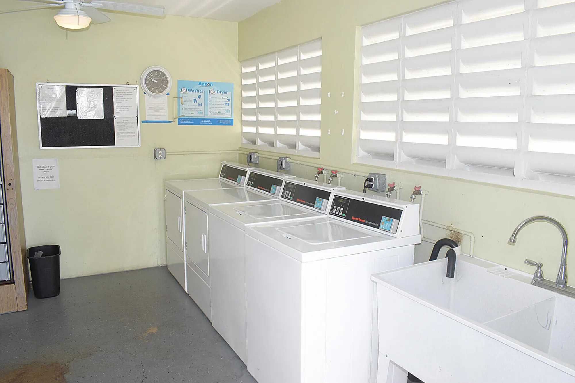 Property Slideshow image 29 of 33 | 2930 crosley dr g, West Palm Beach, FL, 33415