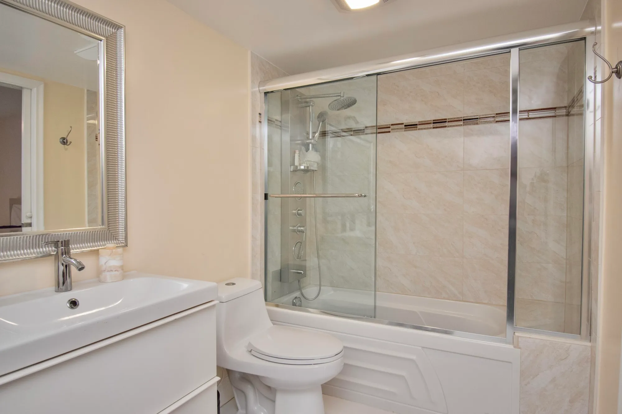 Property Slideshow image 12 of 17 | 2301 lucaya ln m3, Coconut Creek, FL, 33066