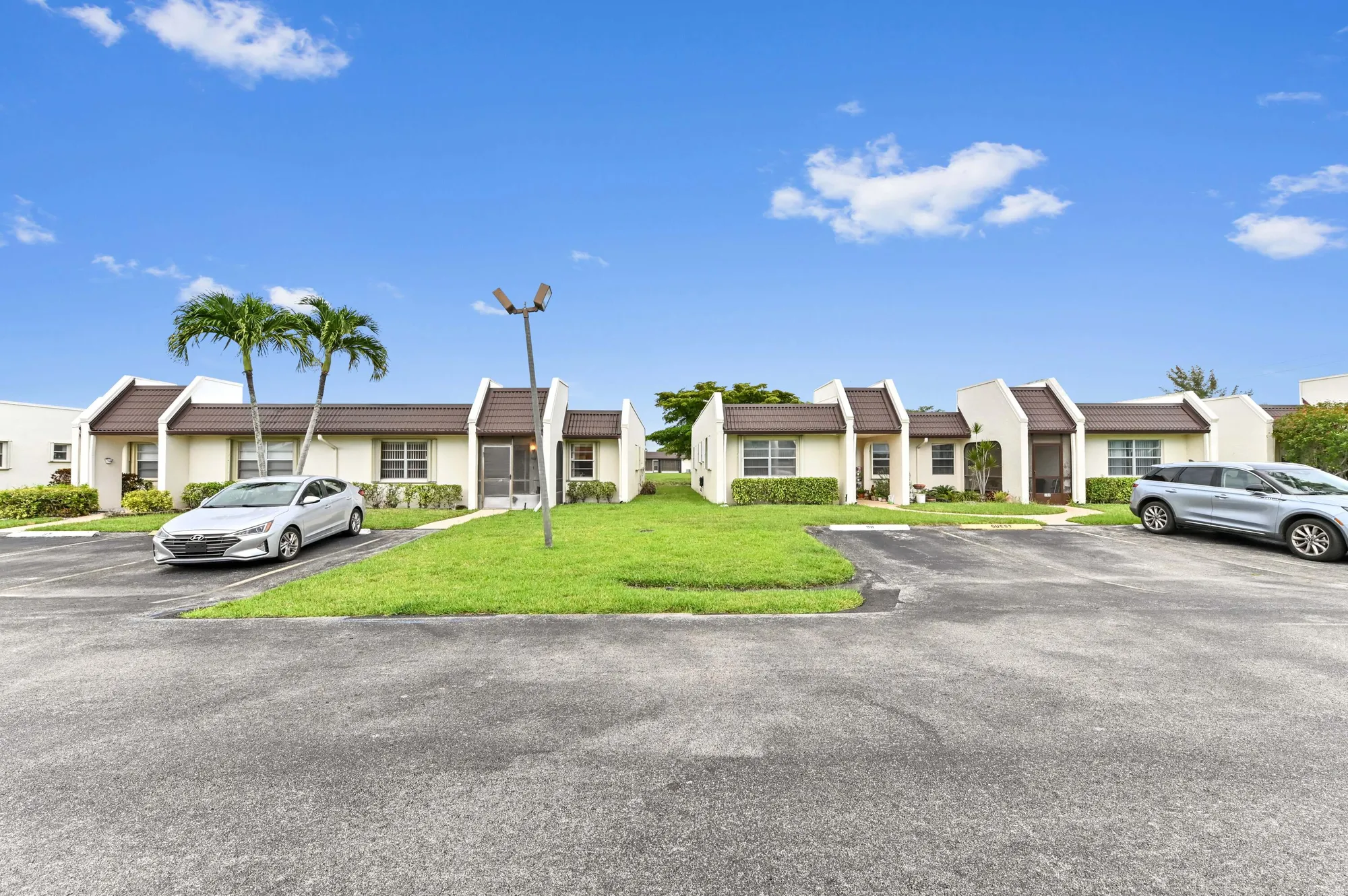 Property Slideshow image 27 of 29 | 109 lake rebecca dr # 109, West Palm Beach, FL, 33411