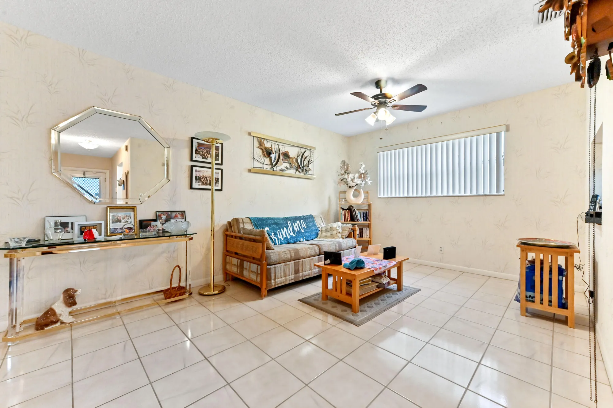 Property Slideshow image 10 of 29 | 109 lake rebecca dr # 109, West Palm Beach, FL, 33411