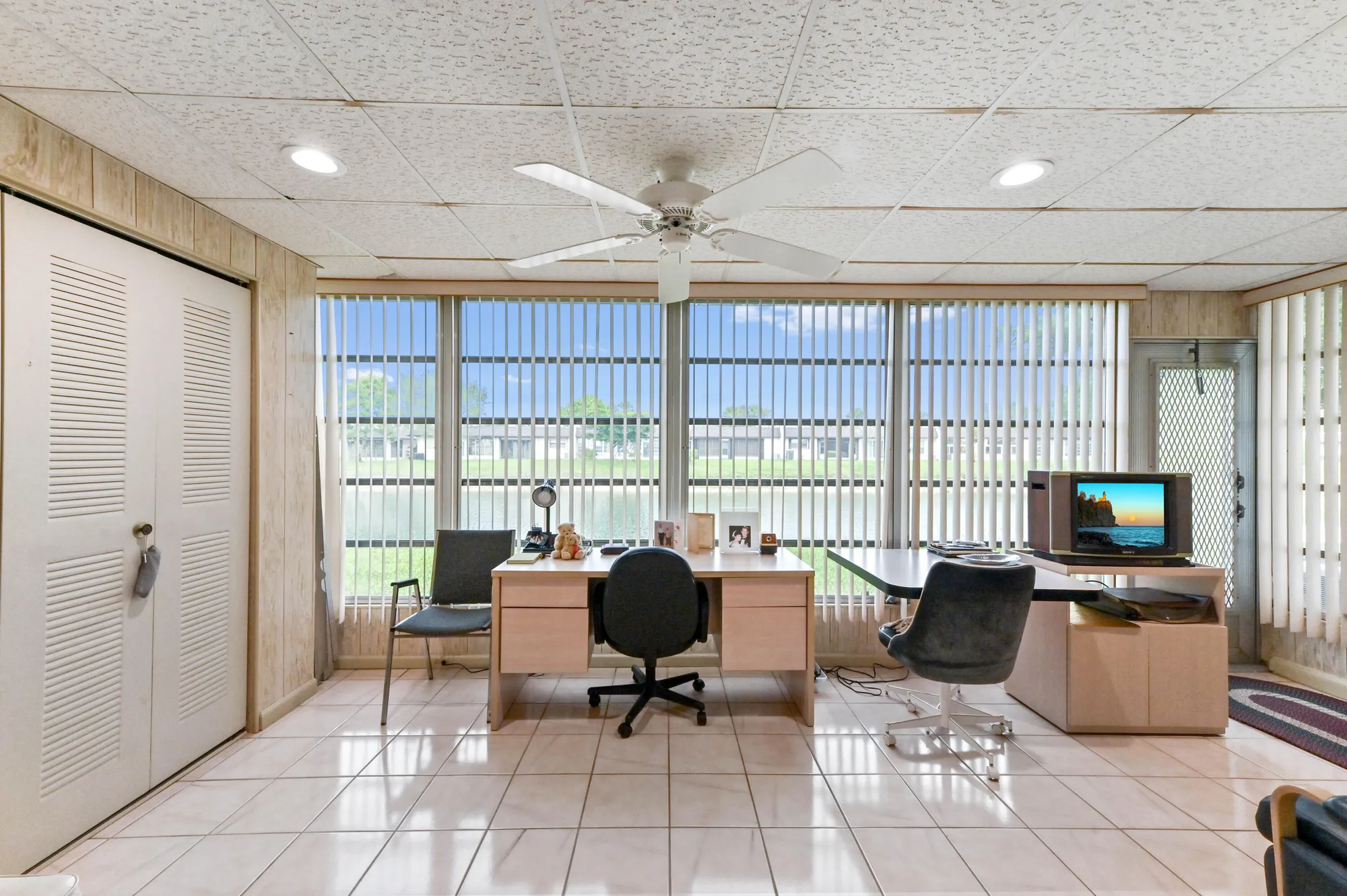 Property Slideshow image 13 of 29 | 109 lake rebecca dr # 109, West Palm Beach, FL, 33411