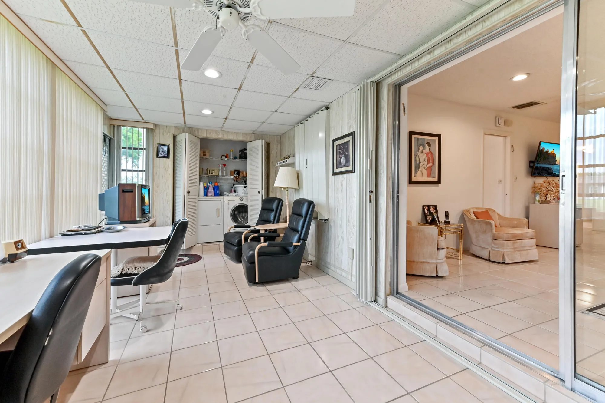 Property Slideshow image 15 of 29 | 109 lake rebecca dr # 109, West Palm Beach, FL, 33411