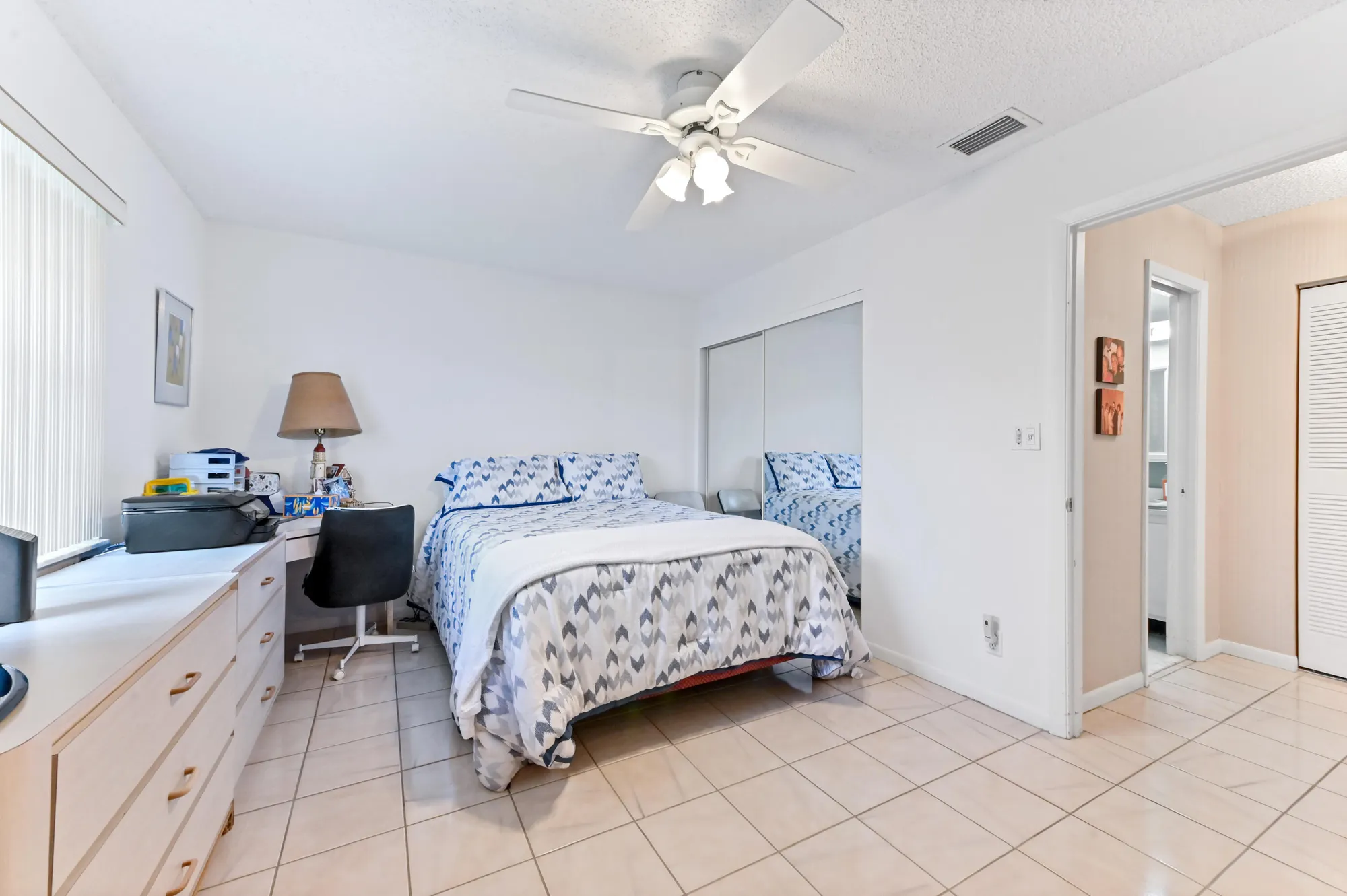 Property Slideshow image 23 of 29 | 109 lake rebecca dr # 109, West Palm Beach, FL, 33411