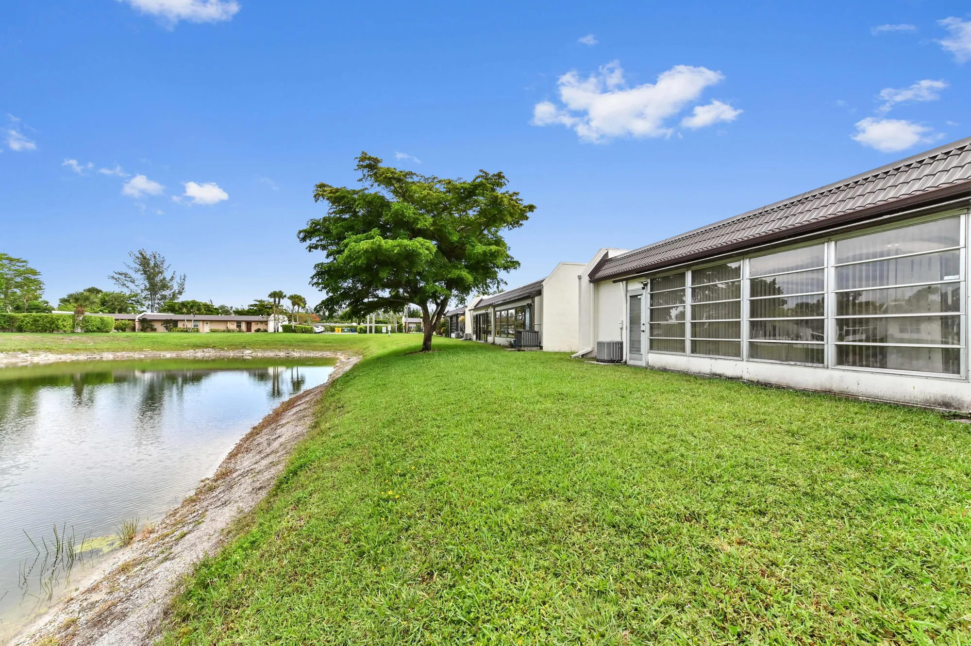 Property Slideshow image 26 of 29 | 109 lake rebecca dr # 109, West Palm Beach, FL, 33411