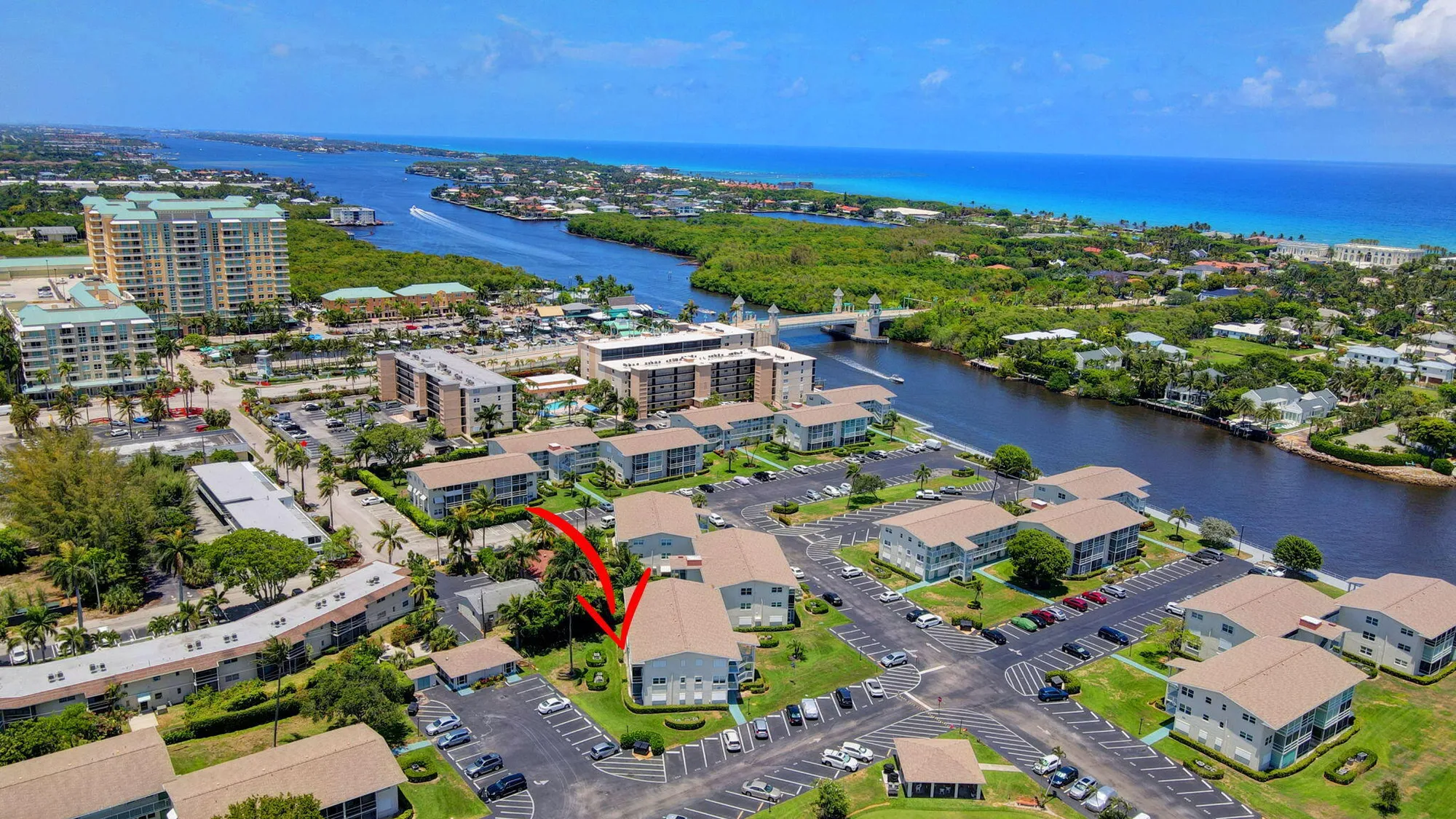 Property Slideshow image 6 of 45 | 210 horizons e 103, Boynton Beach, FL, 33435