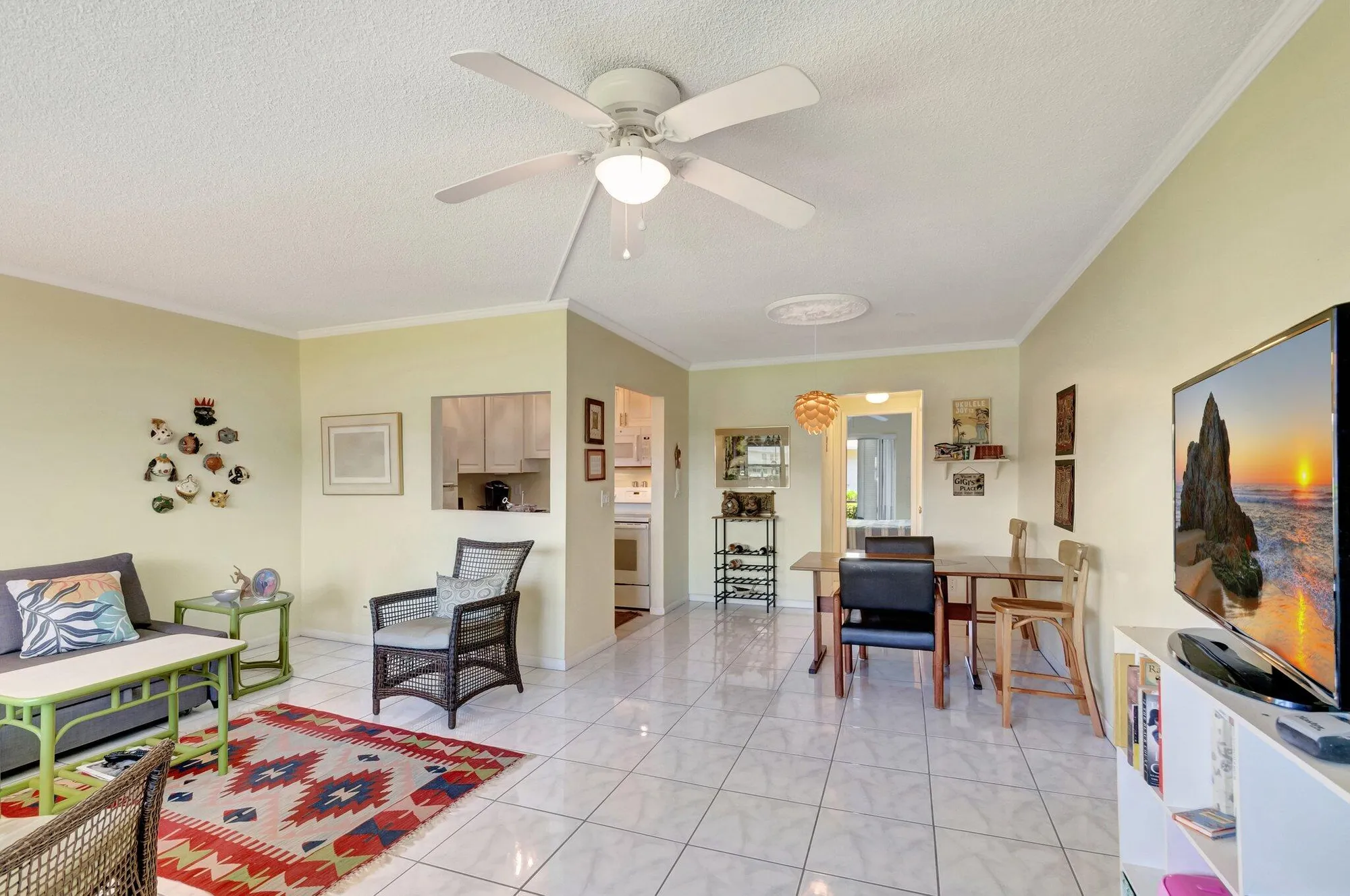 Property Slideshow image 11 of 45 | 210 horizons e 103, Boynton Beach, FL, 33435