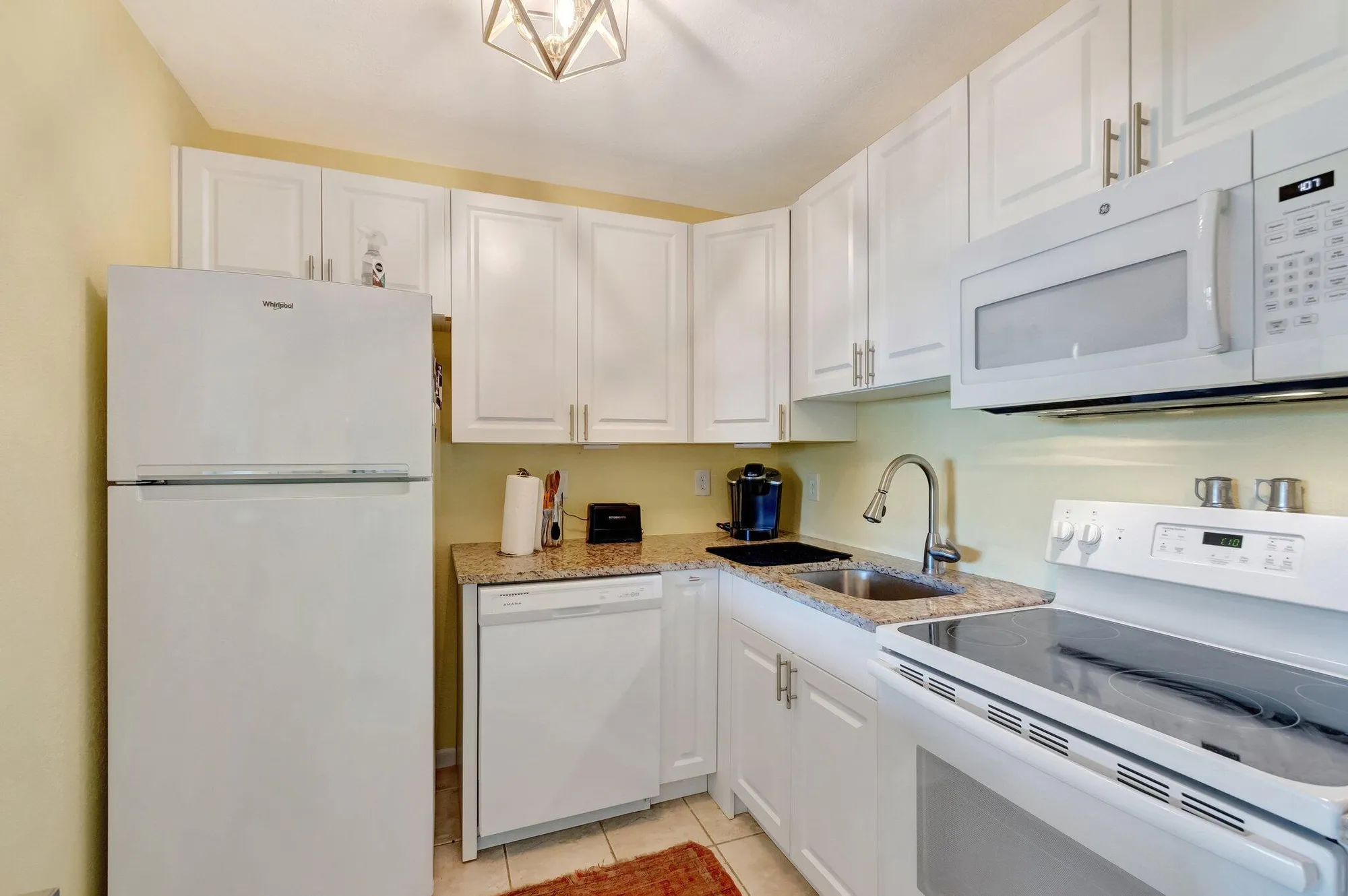 Property Slideshow image 18 of 45 | 210 horizons e 103, Boynton Beach, FL, 33435