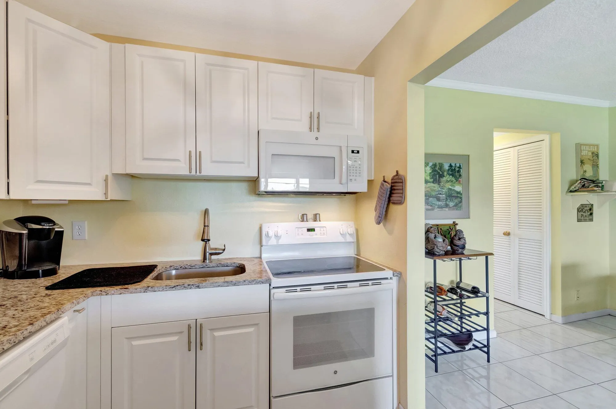 Property Slideshow image 19 of 45 | 210 horizons e 103, Boynton Beach, FL, 33435