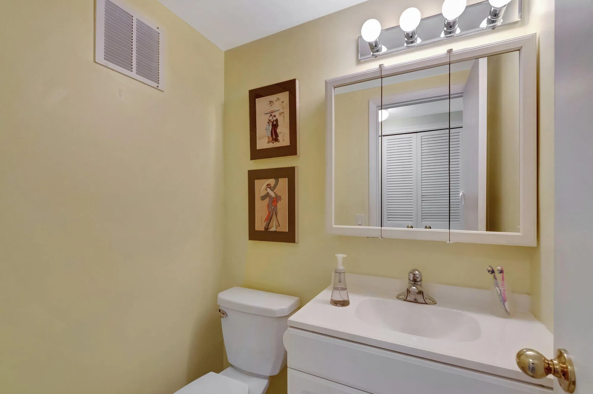 Property Slideshow image 21 of 45 | 210 horizons e 103, Boynton Beach, FL, 33435