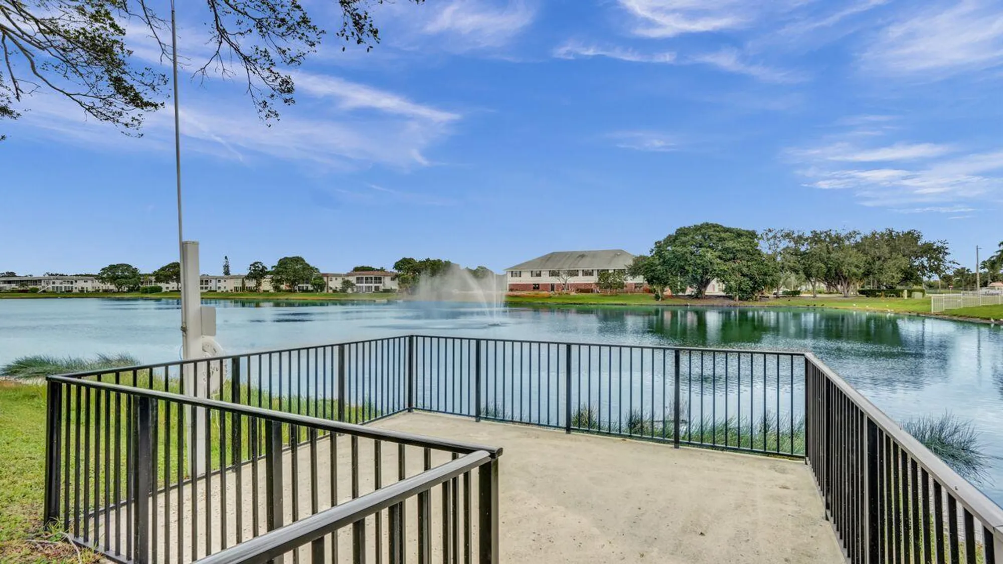 Property Slideshow image 15 of 18 | 118 sheffield e unit e, West Palm Beach, FL, 33417