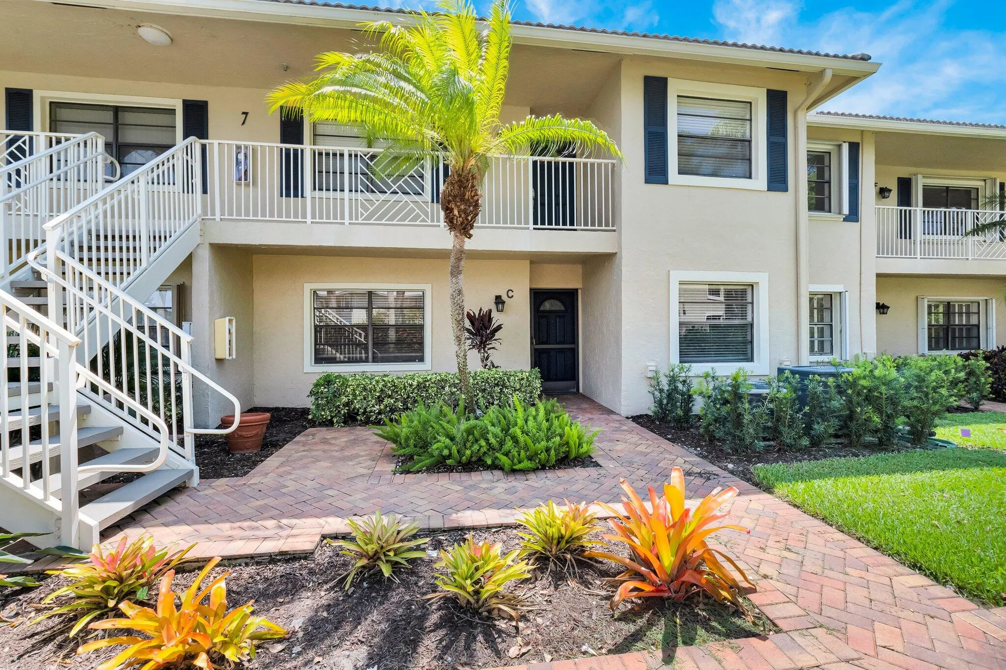Property Slideshow image 1 of 71 | 7 stratford dr c, Boynton Beach, FL, 33436