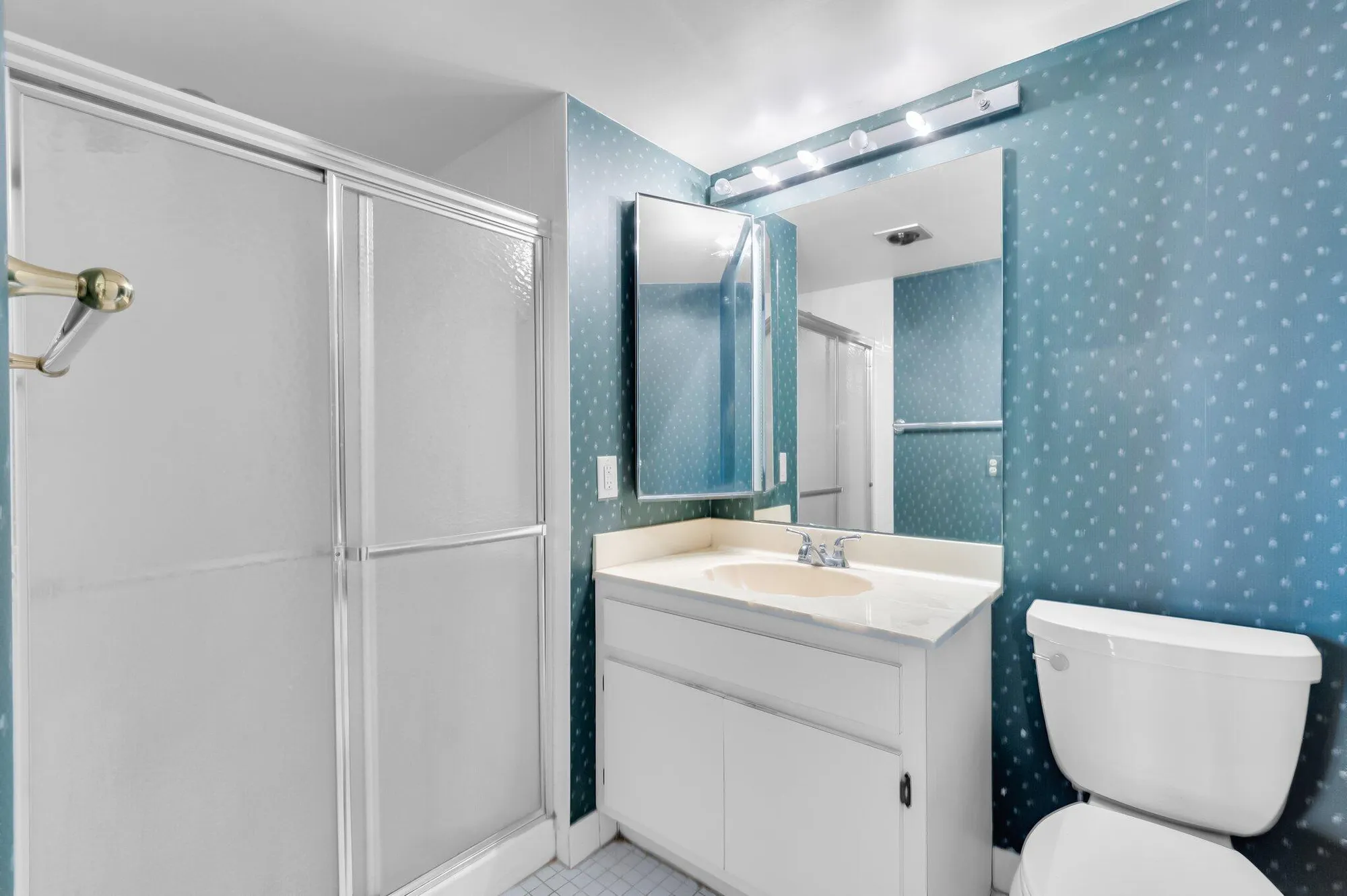 Property Slideshow image 18 of 71 | 7 stratford dr c, Boynton Beach, FL, 33436