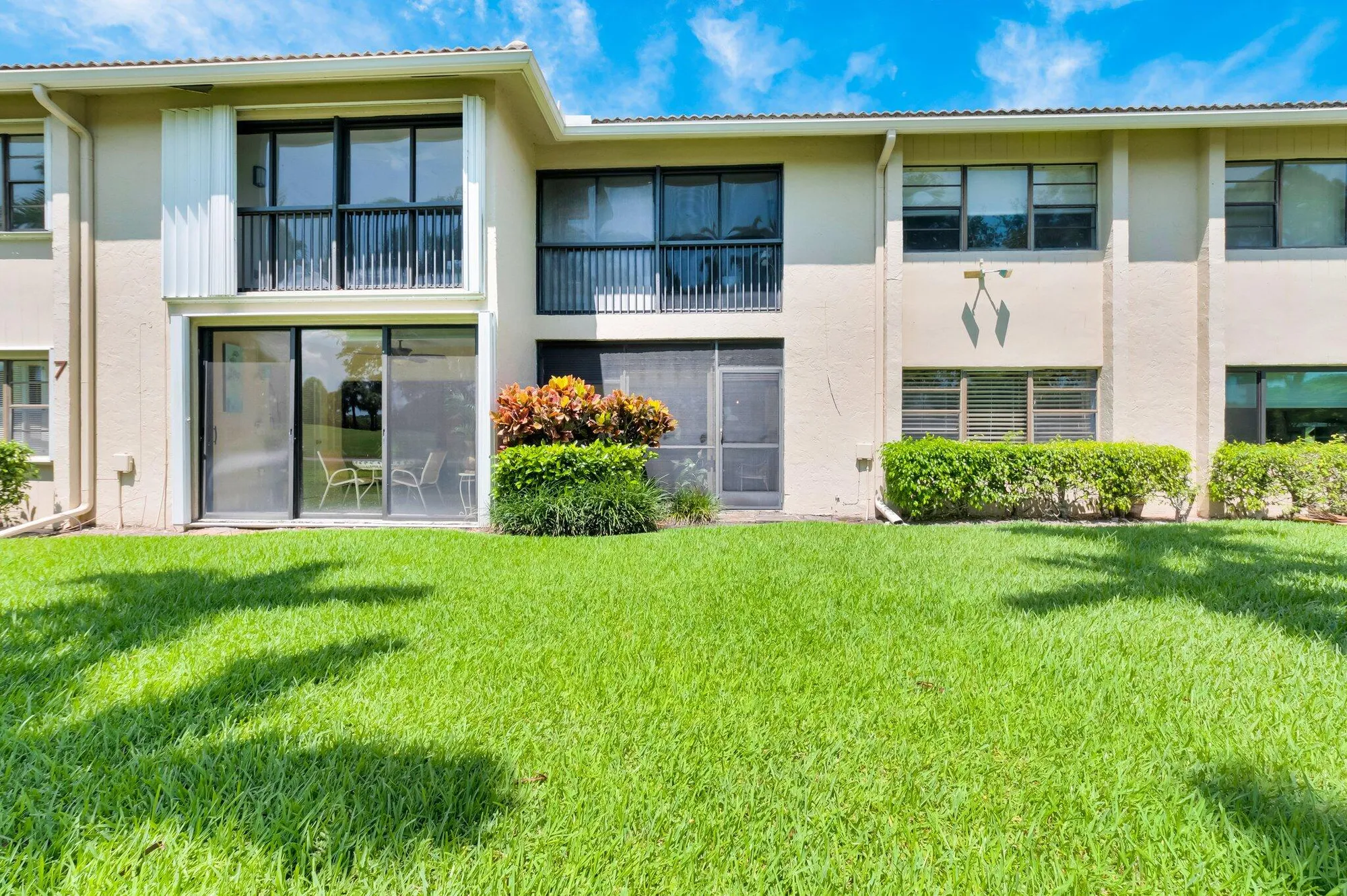 Property Slideshow image 31 of 71 | 7 stratford dr c, Boynton Beach, FL, 33436
