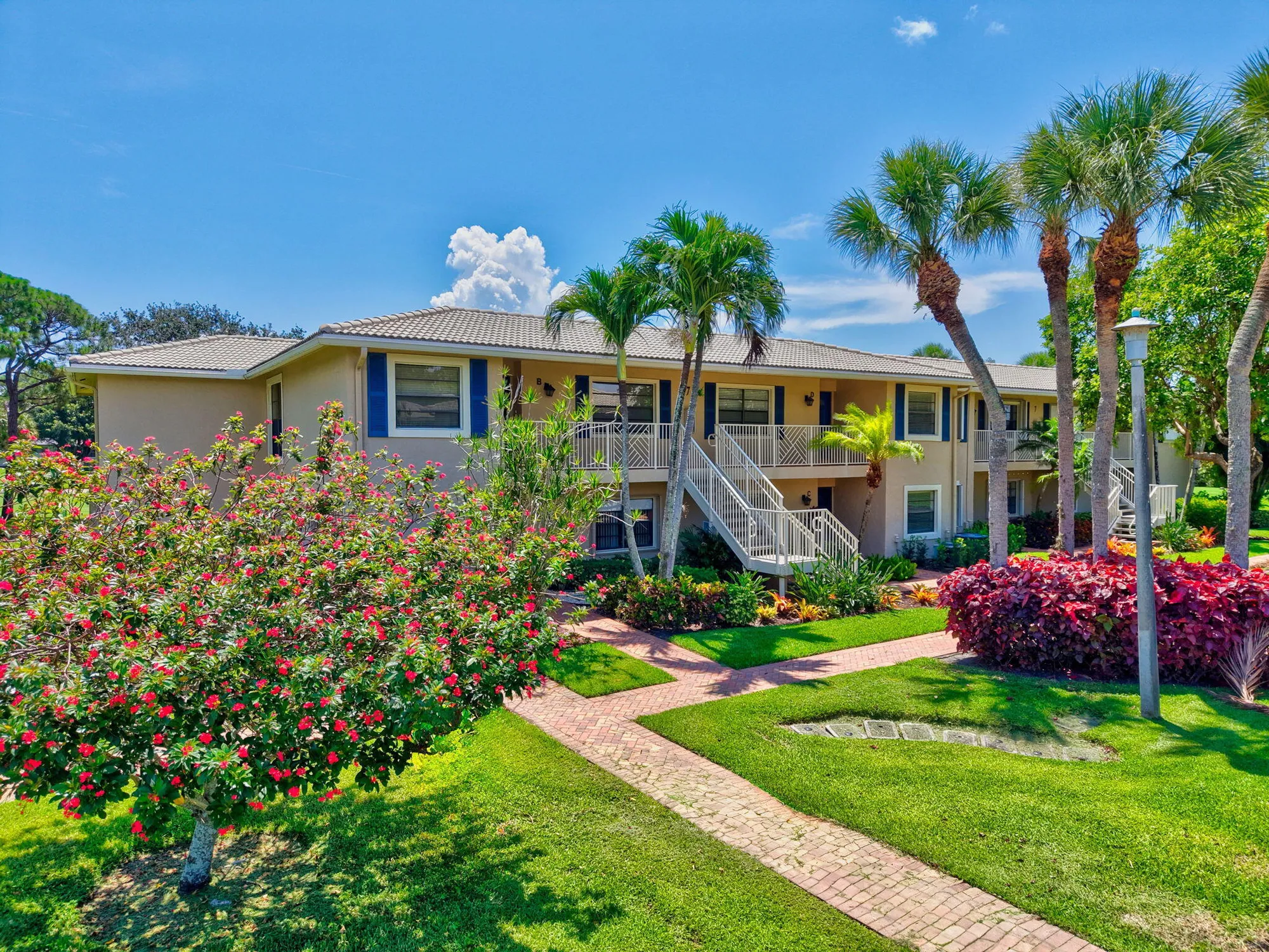 Property Slideshow image 32 of 71 | 7 stratford dr c, Boynton Beach, FL, 33436