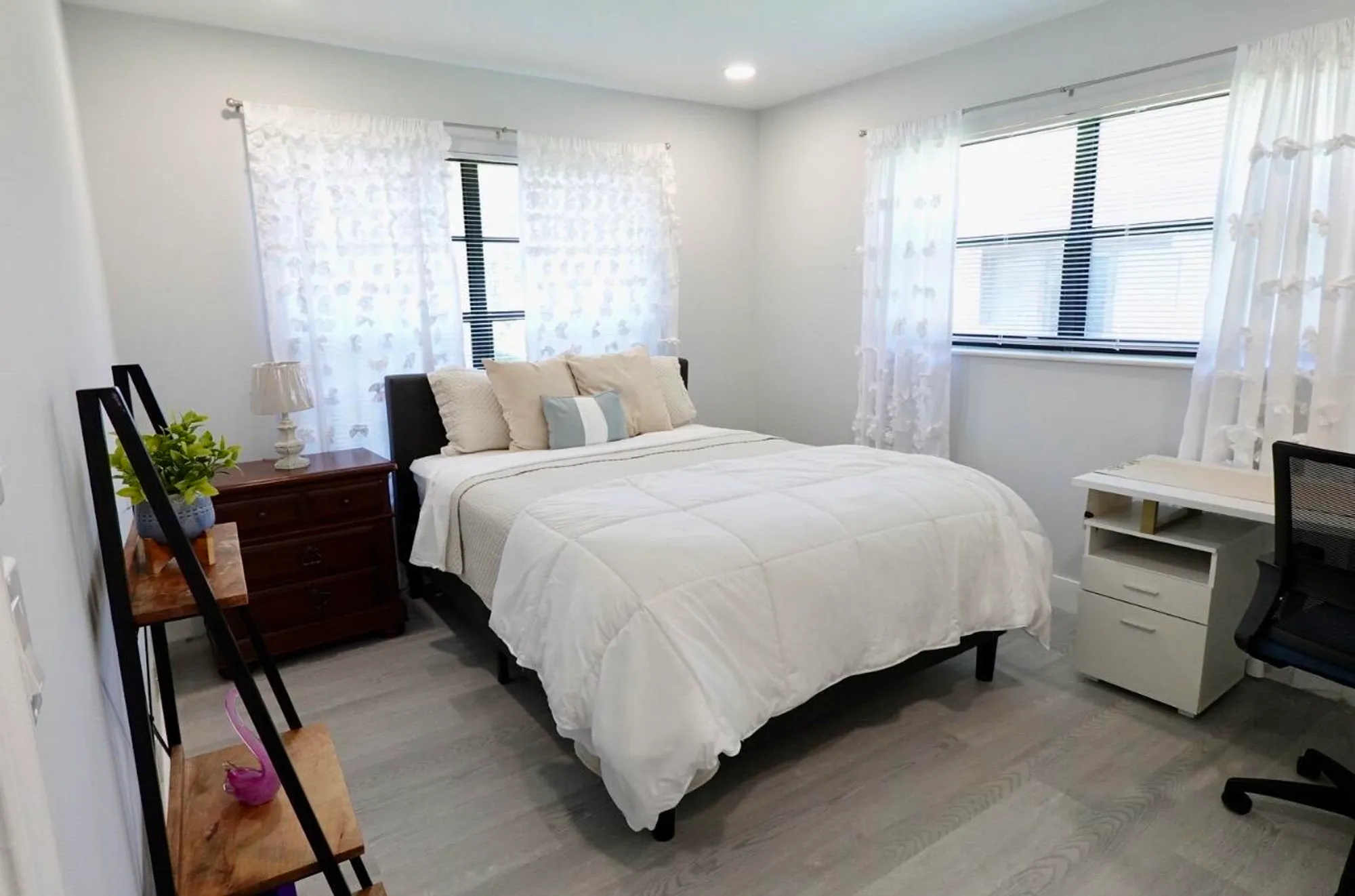 Property Slideshow image 17 of 20 | 9740 pecan tree dr a, Boynton Beach, FL, 33436