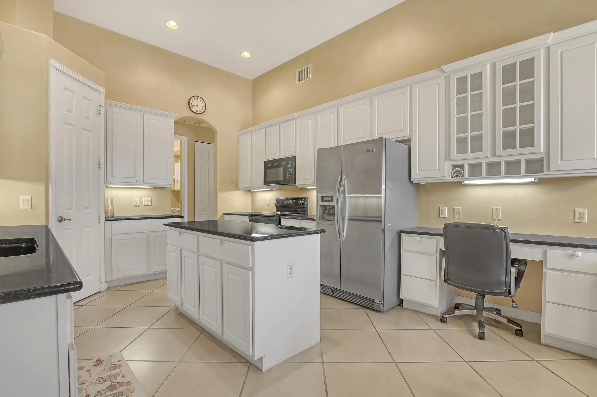 Property Slideshow image 9 of 89 | 9466 lantern bay cir, West Palm Beach, FL, 33411