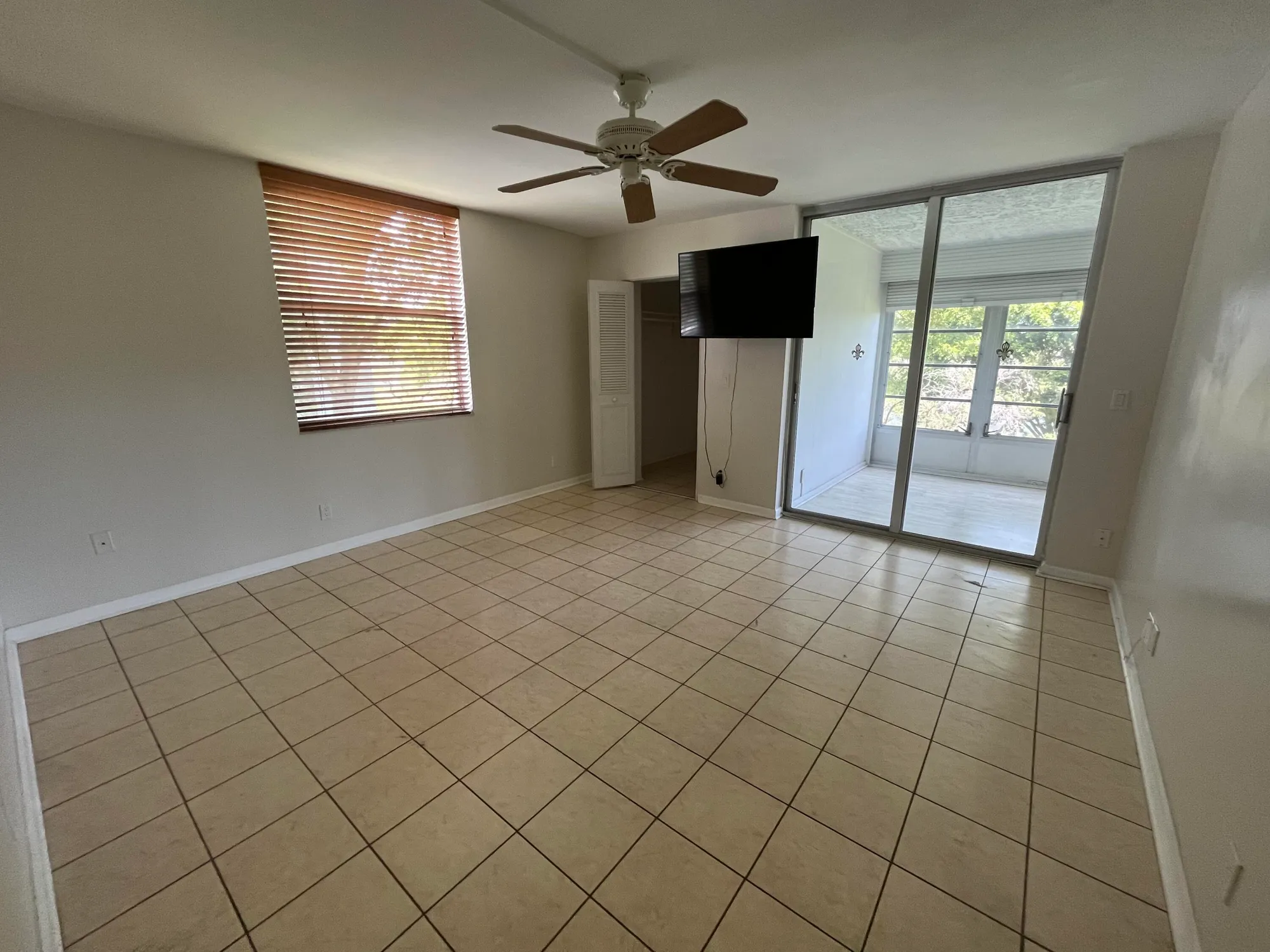Property Slideshow image 24 of 29 | 14701 cumberland dr apt 301, Delray Beach, FL, 33446